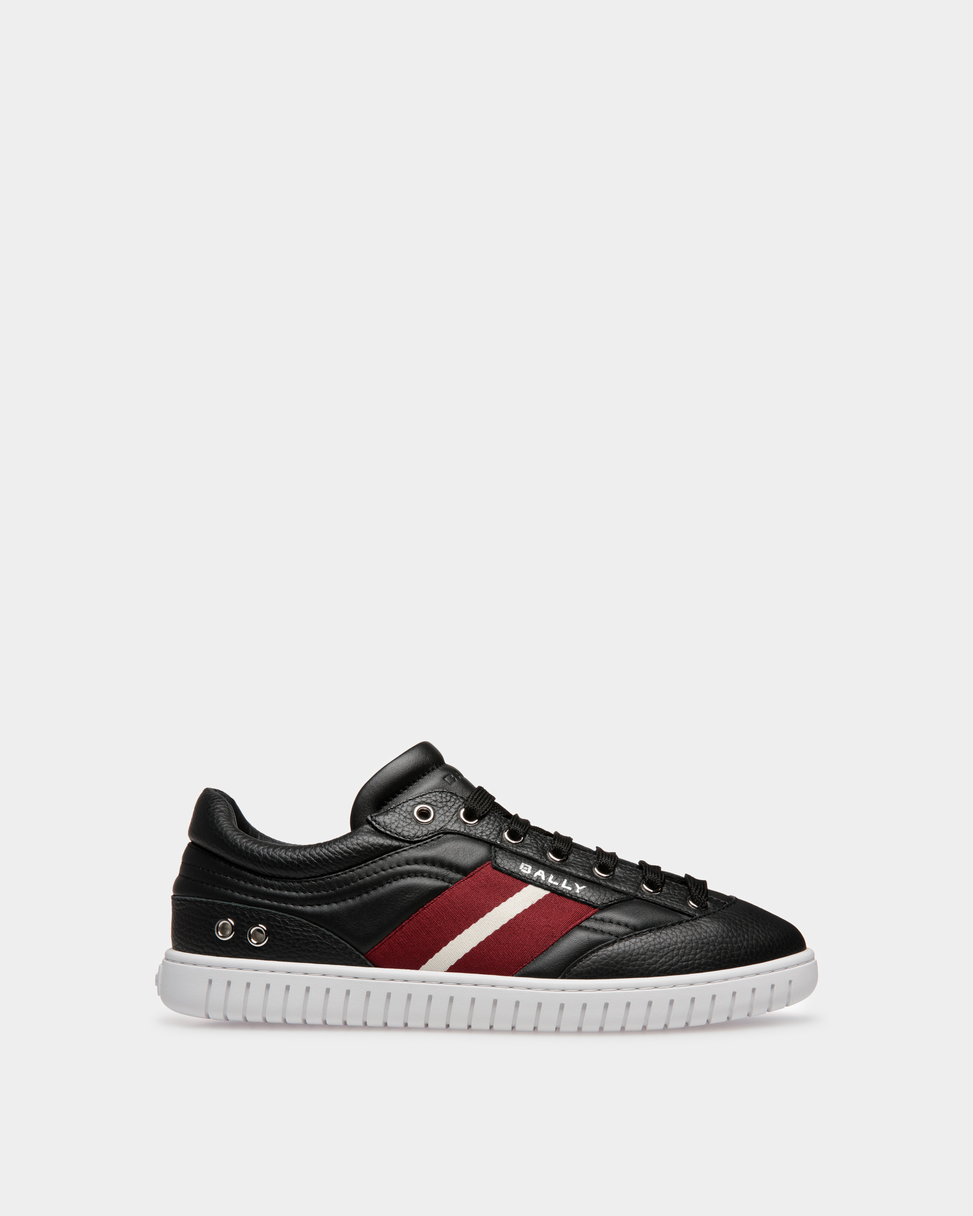 Palmy Leather Sneakers