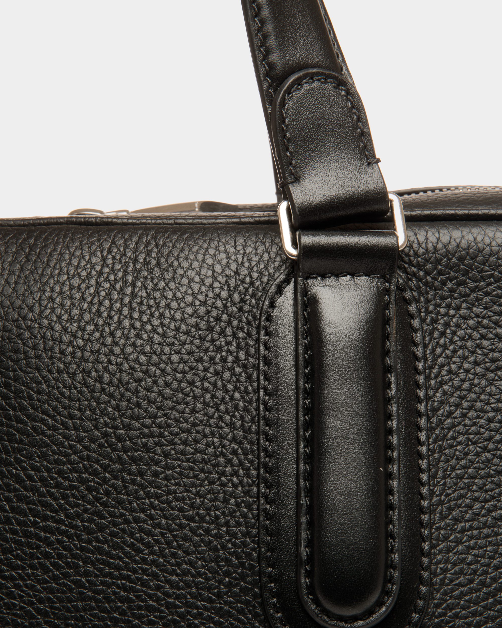 Spin Briefcase In Black Grained Leather