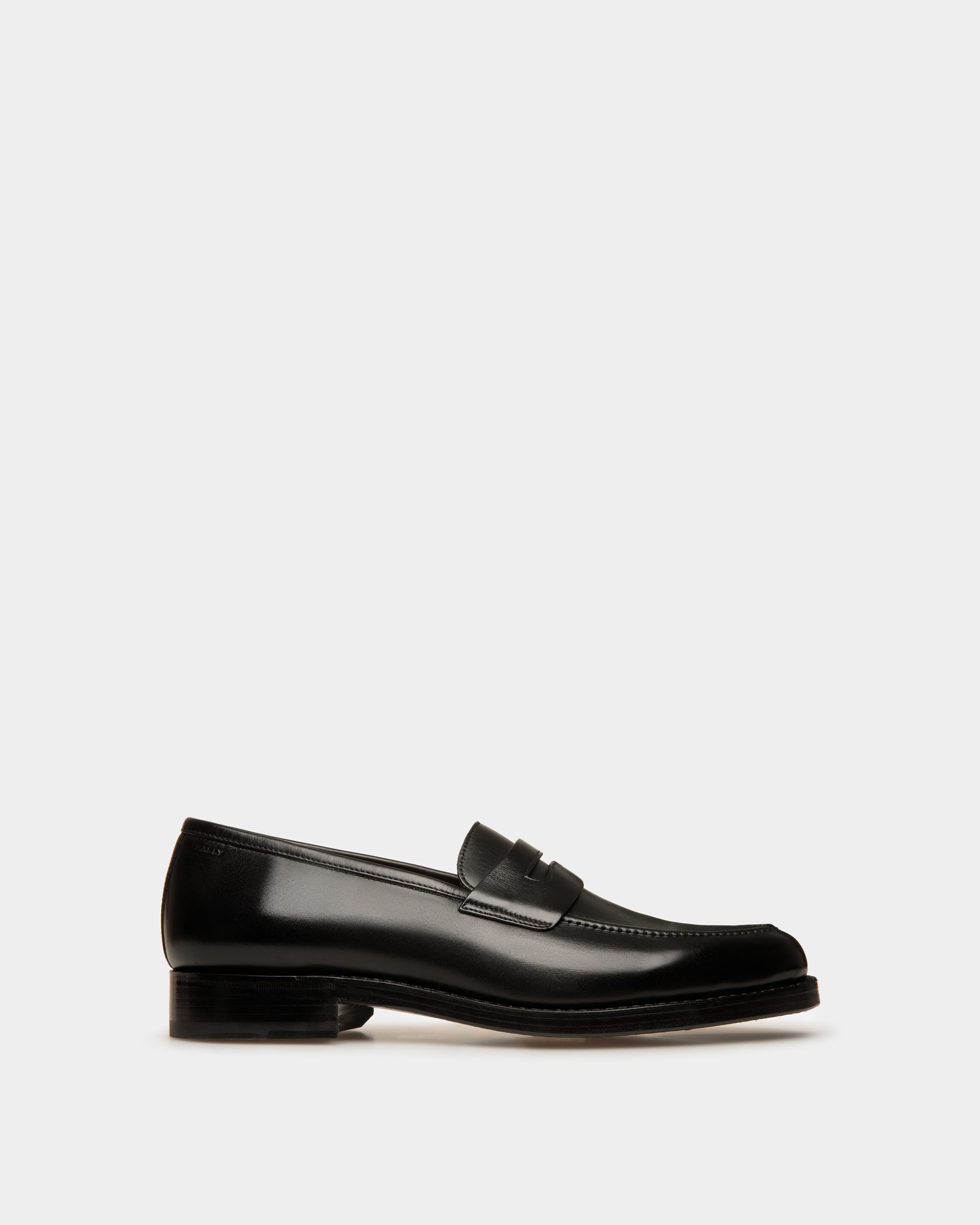 Wekor-L Leather Loafers