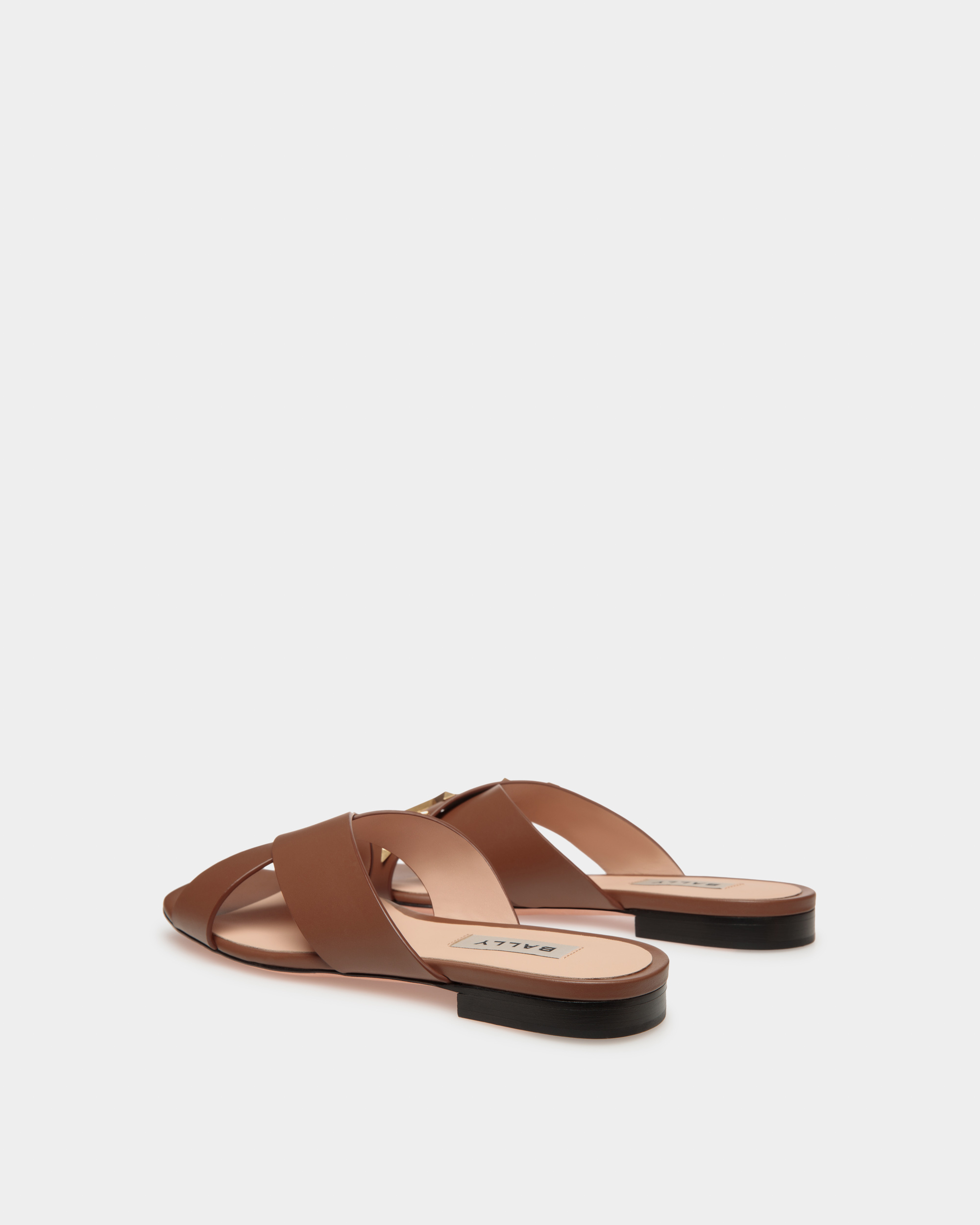 Larise Flat Leather Flat Sandals