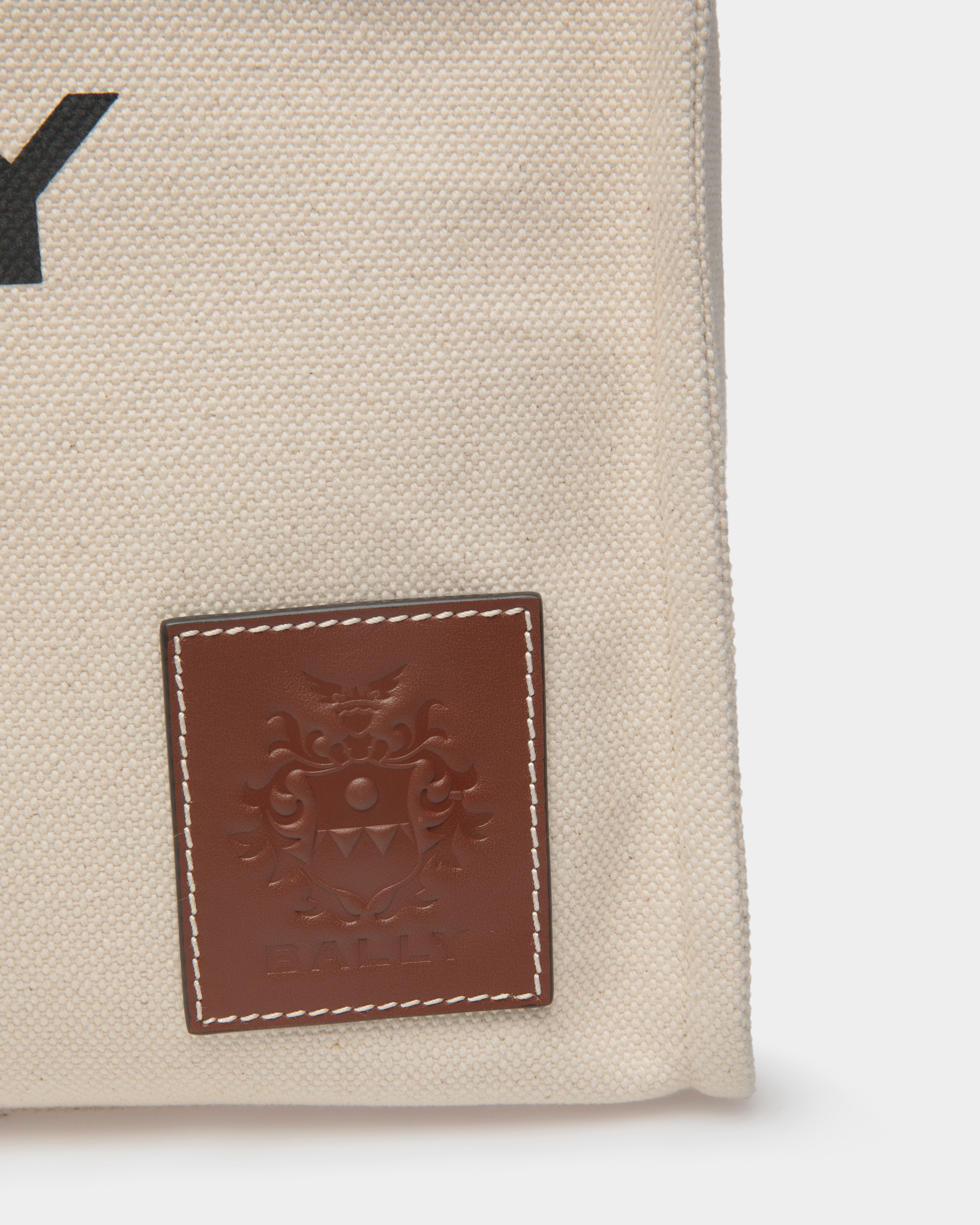 Akelei Tote Bag in Canvas