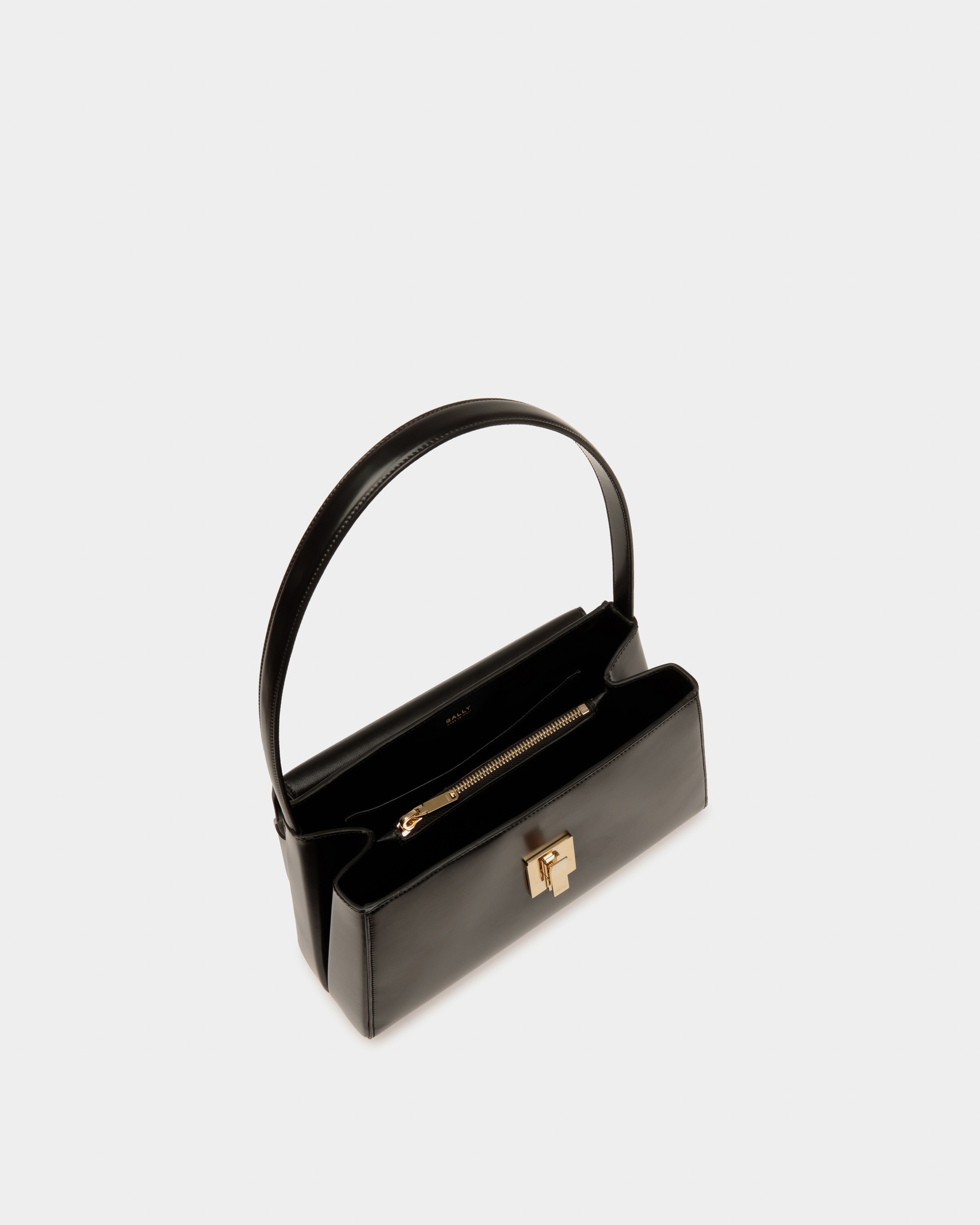 Ollam Shoulder Bag in Black Brushed Leather