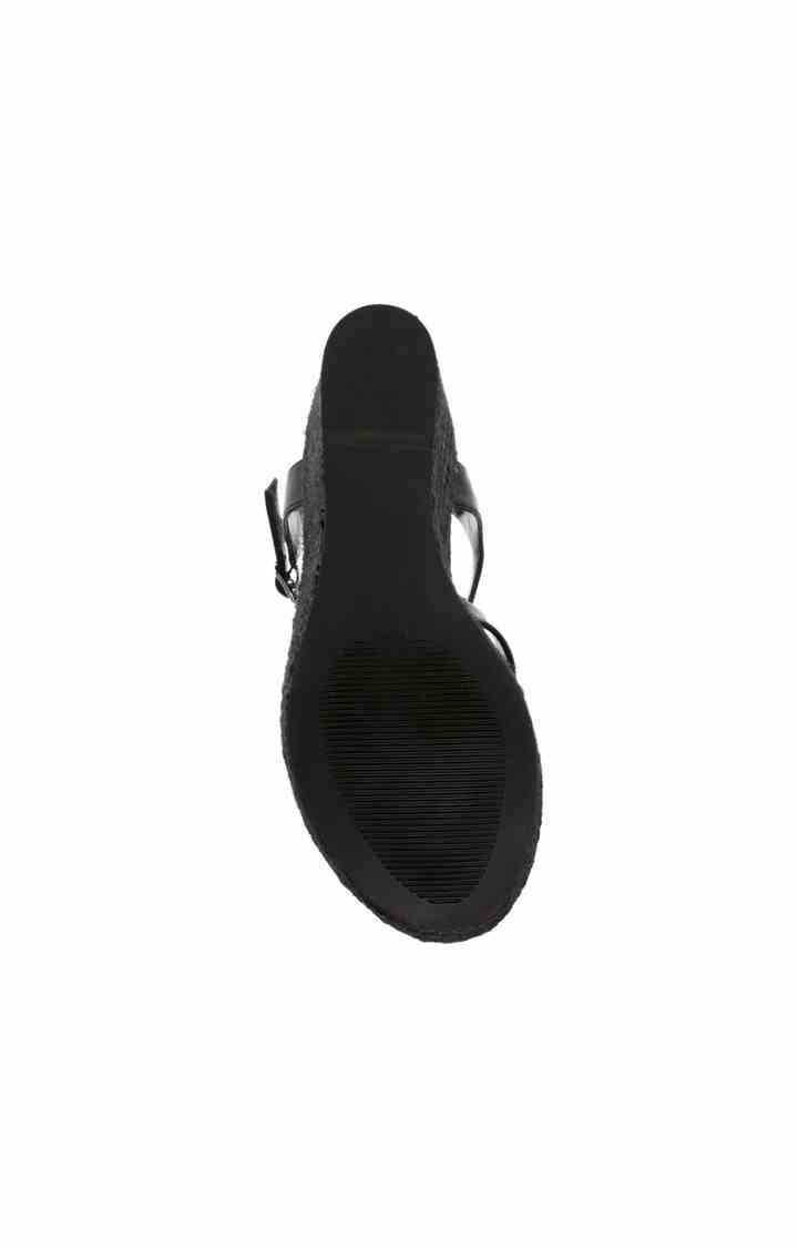 Witty Black Wedges