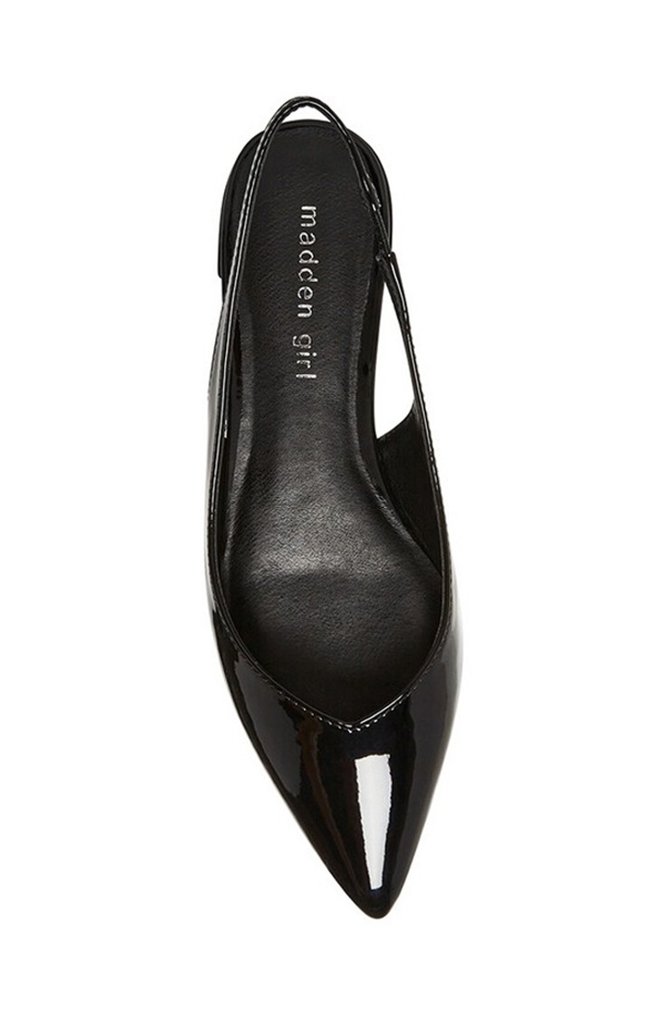 Delaneyy Black Closed Flats & Ballerinas