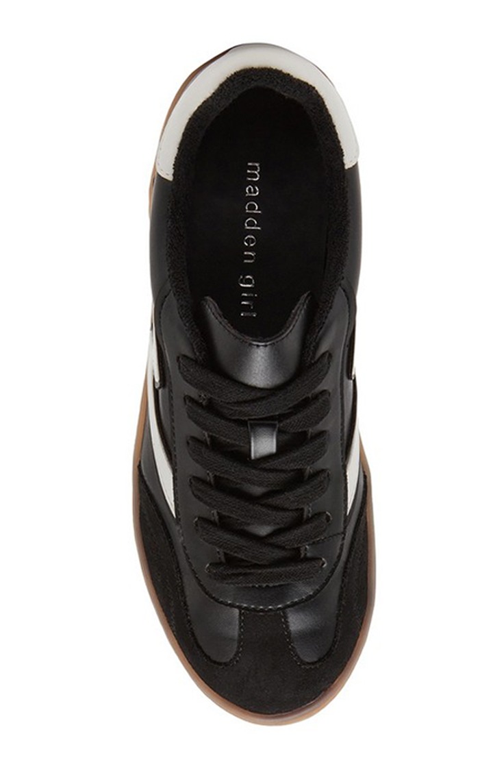Giia Black Sneakers