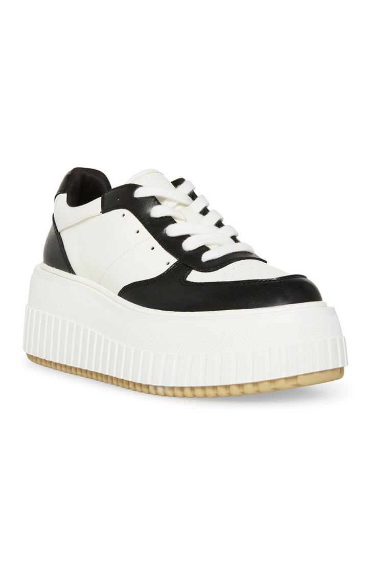 Ccora Black Sneakers