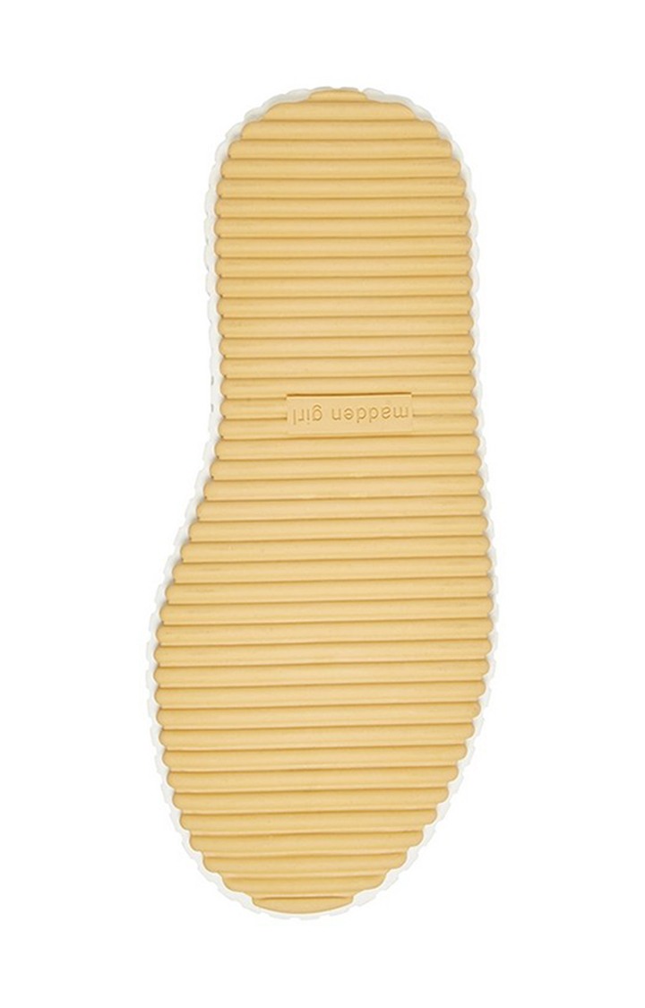 Ccora White Sneakers