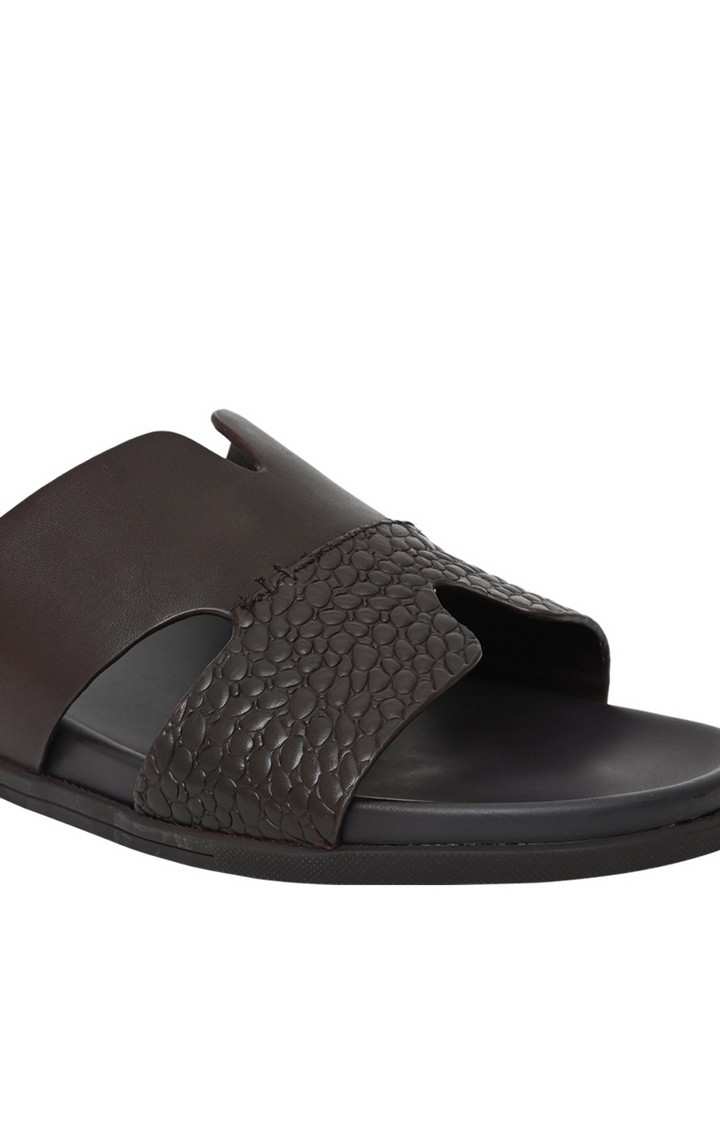 Teleport Brown Sandals & Flip Flops