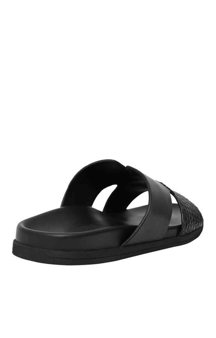 Teleport Black Sandals & Flip Flops