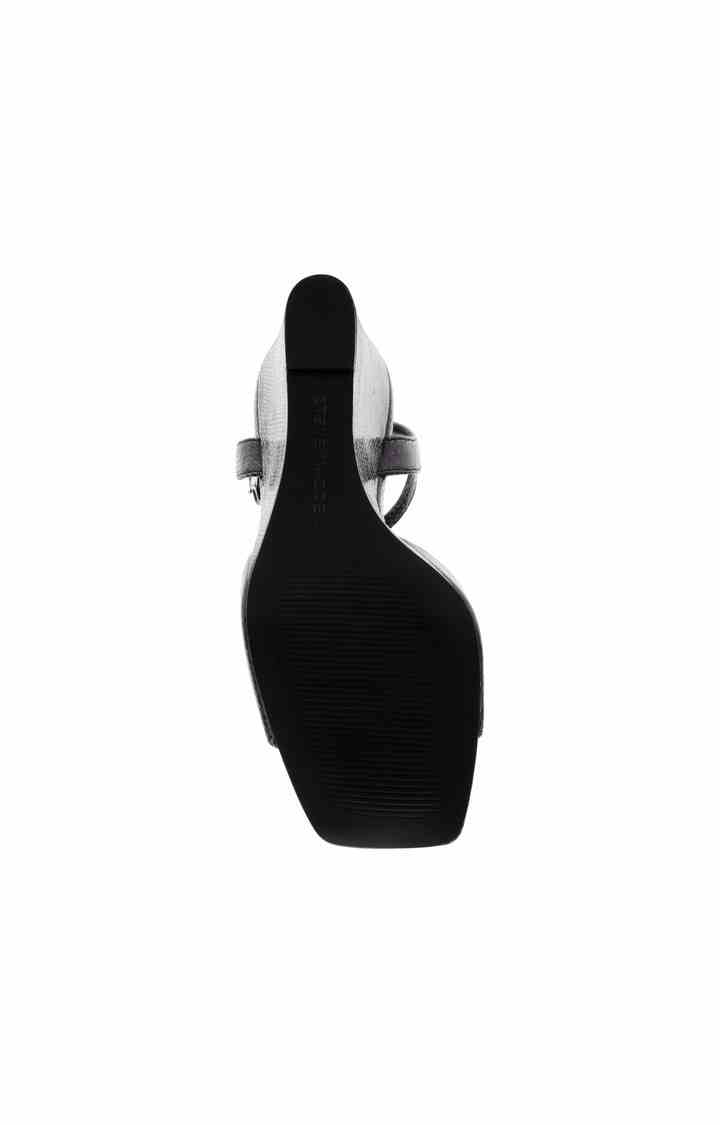 Emerge Black Wedges