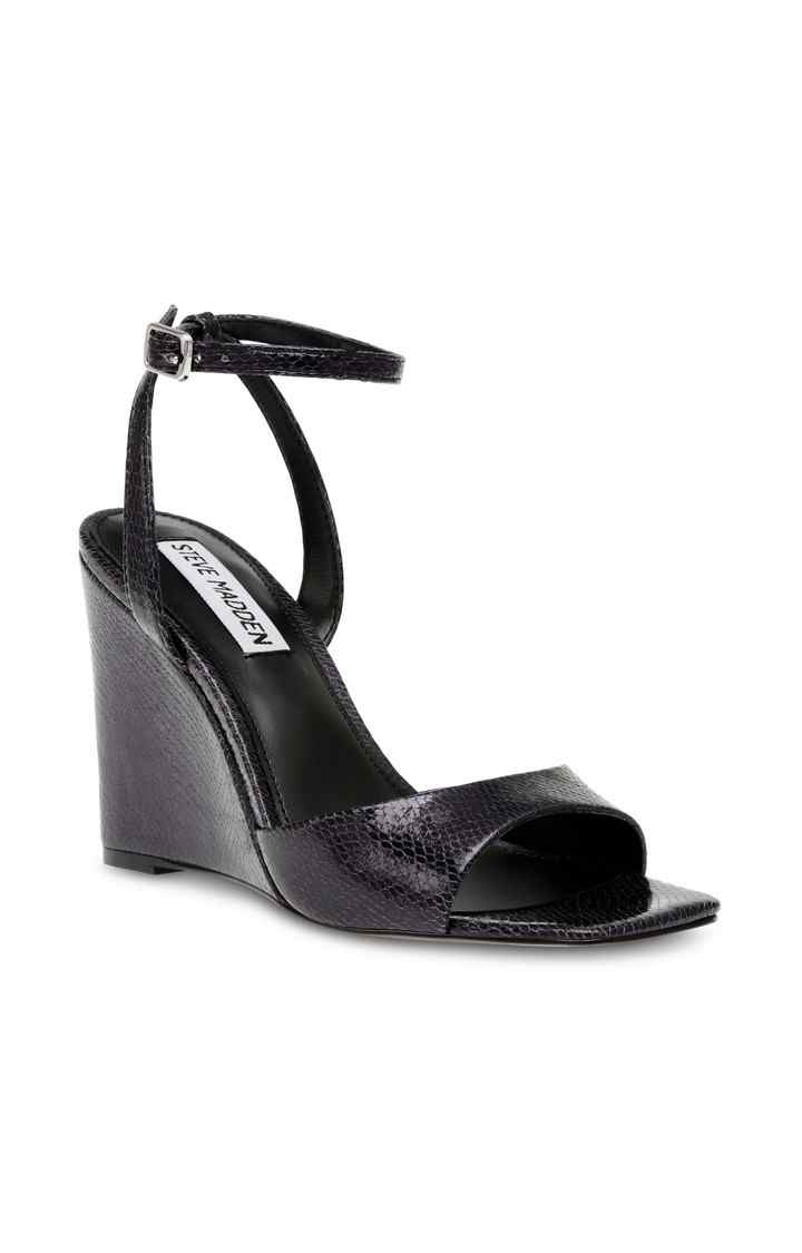 Emerge Black Wedges