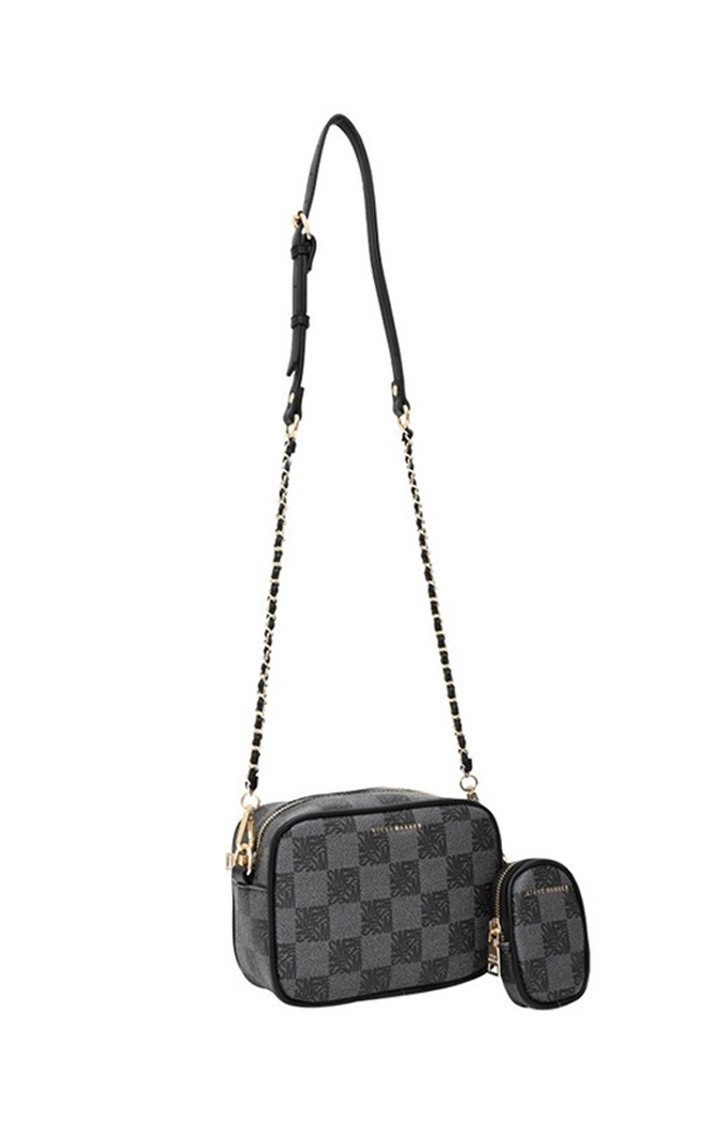 Bjuni-P Black Handbags