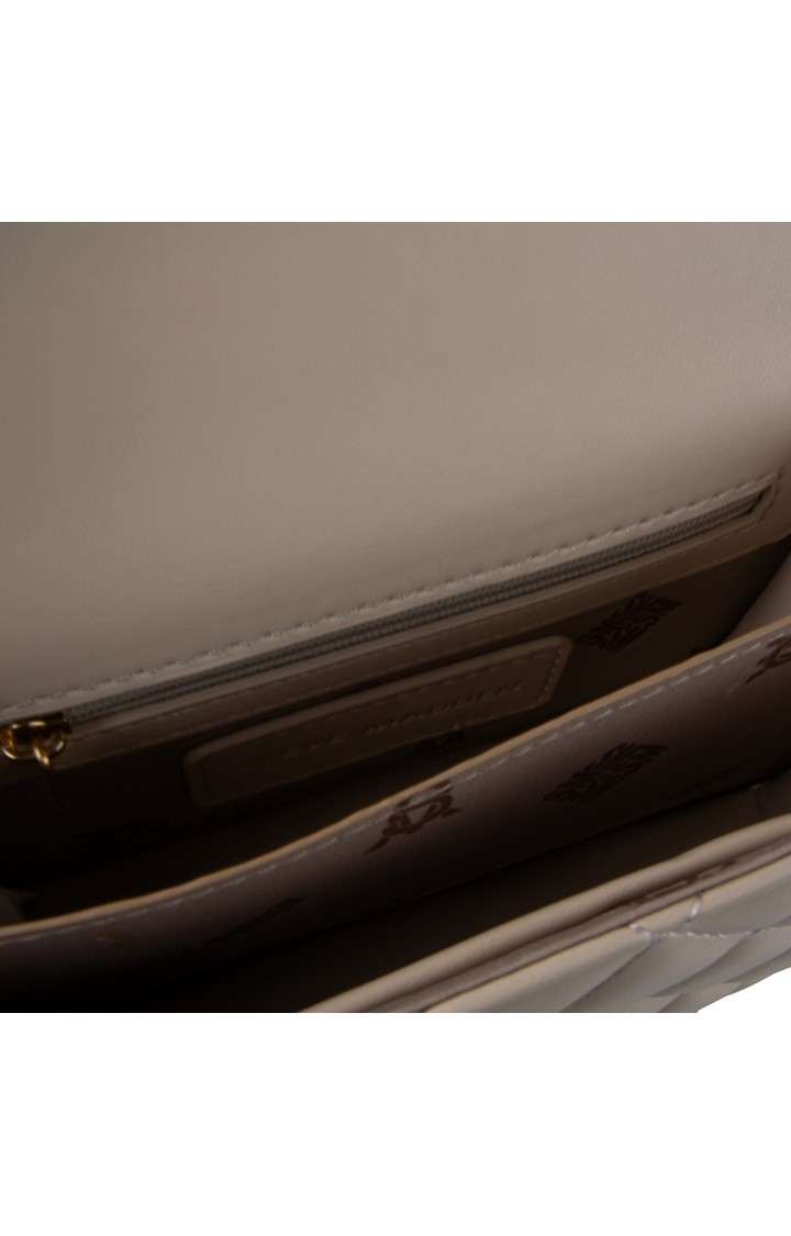 Bsaige Cream Handbags