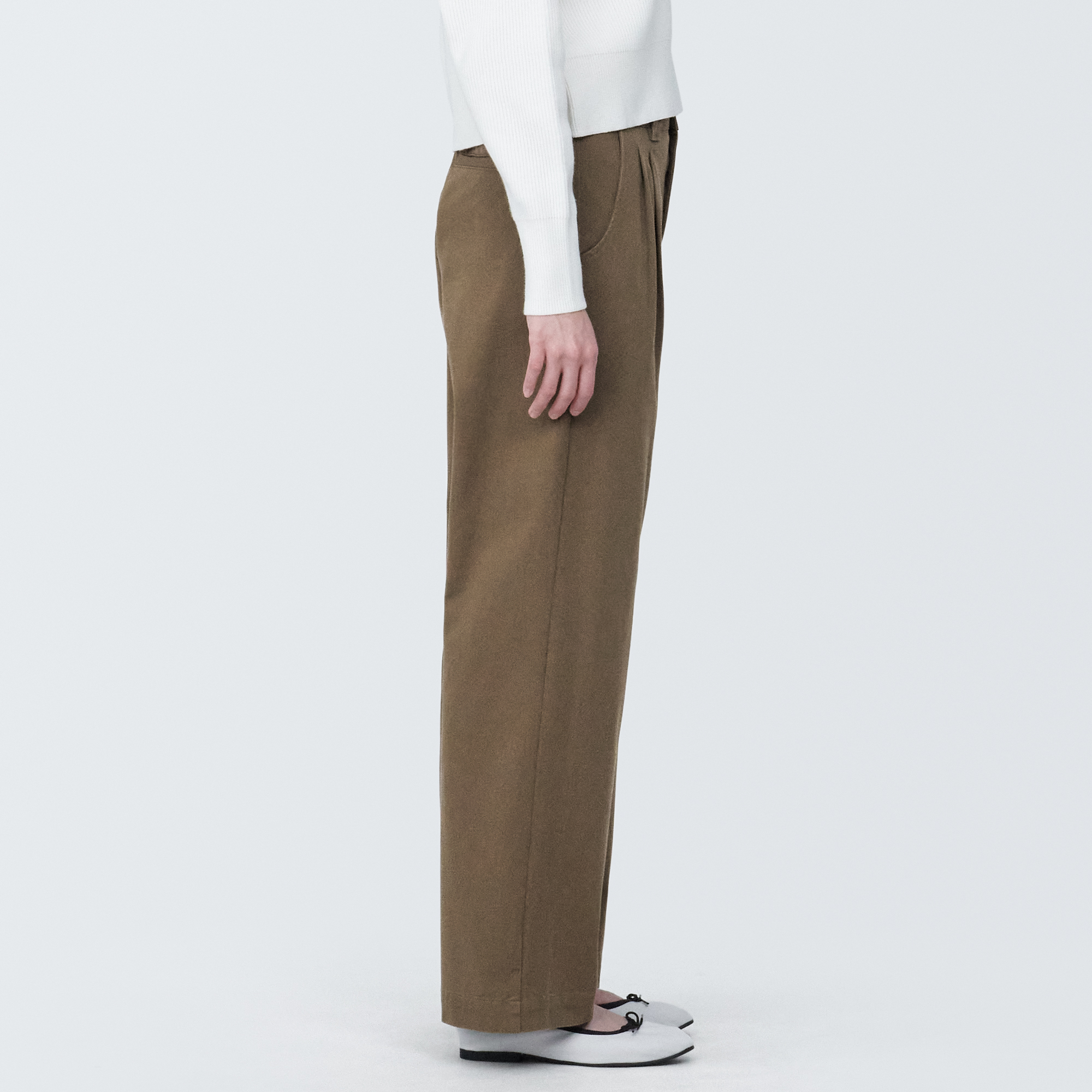 4-Way stretch chino Tucked wide pants