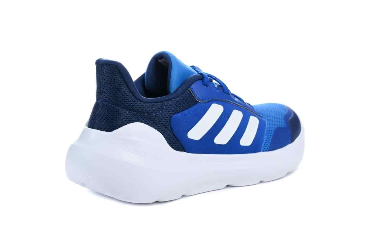 https://cdn.fynd.com/v2/falling-surf-7c8bb8/fyprod/wrkr/products/pictures/item/free/original/000000410460339001/pT-1SdFSnSk-IE3549_2.jpg