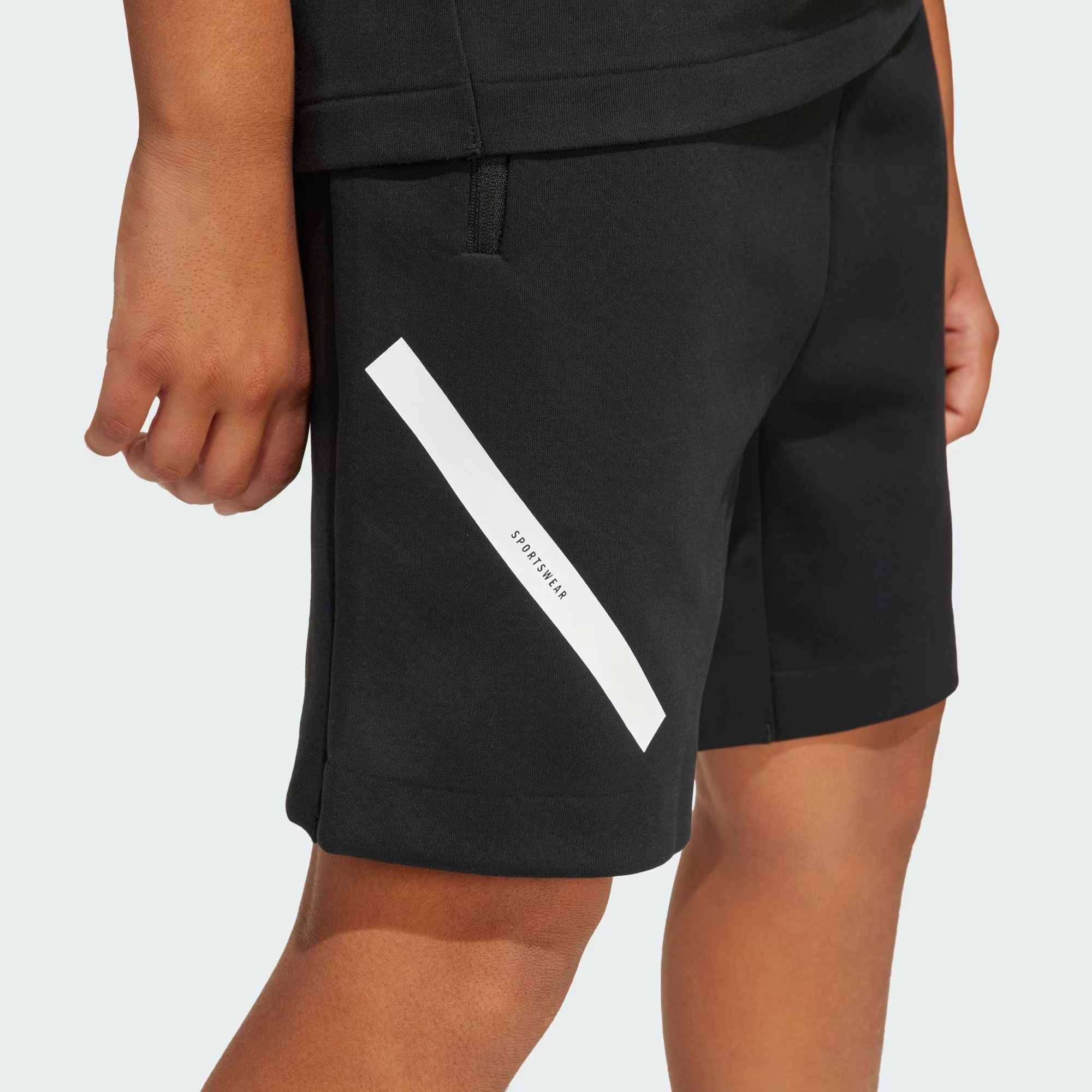 https://cdn.fynd.com/v2/falling-surf-7c8bb8/fyprod/wrkr/products/pictures/item/free/original/000000410461137001/Sf1D_WSoxBeC-JD0010_2.jpg