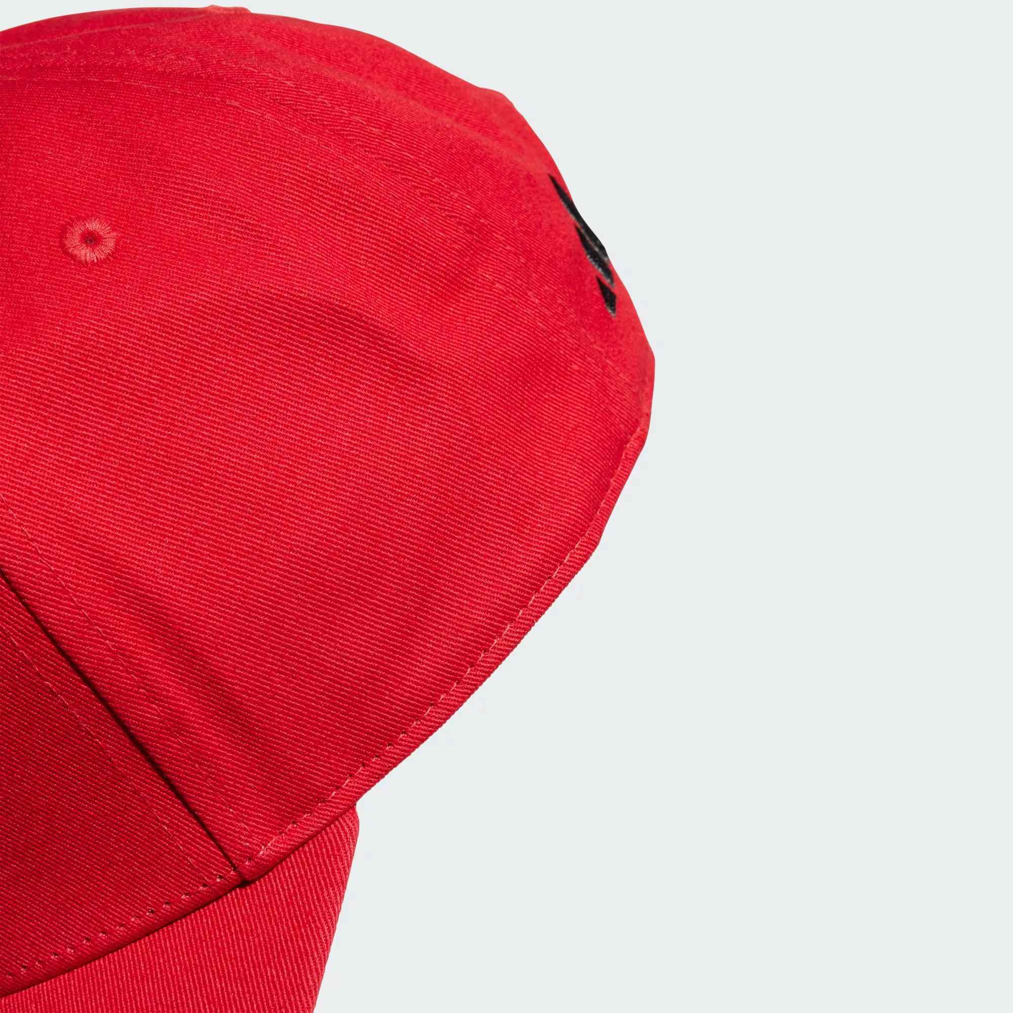https://cdn.fynd.com/v2/falling-surf-7c8bb8/fyprod/wrkr/products/pictures/item/free/original/000000410461369001/5BDrPw8tHMts-JM3052_2.jpg