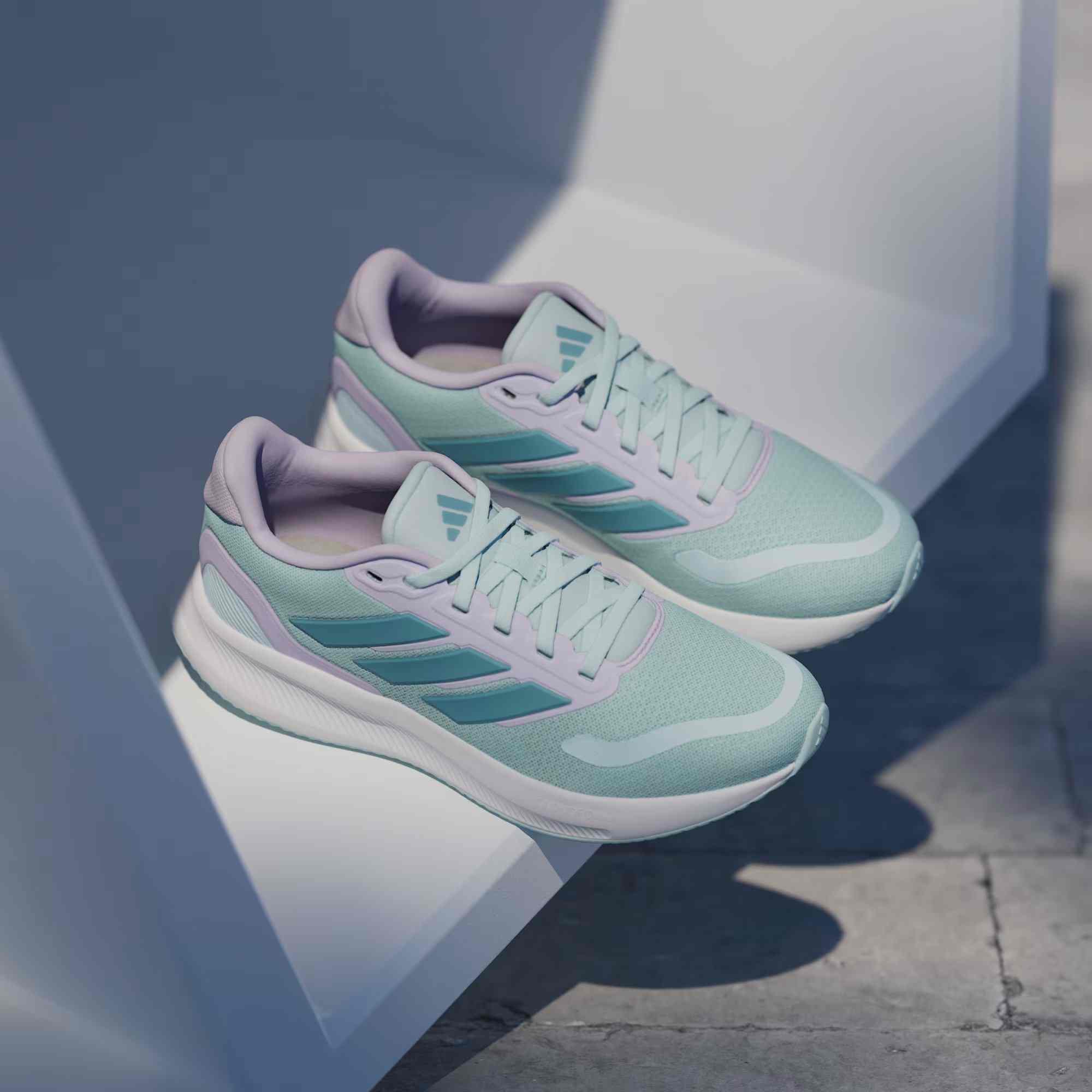 https://cdn.fynd.com/v2/falling-surf-7c8bb8/fyprod/wrkr/products/pictures/item/free/original/000000410461492001/OB0VkkVfieDj-JP9395_4.jpg