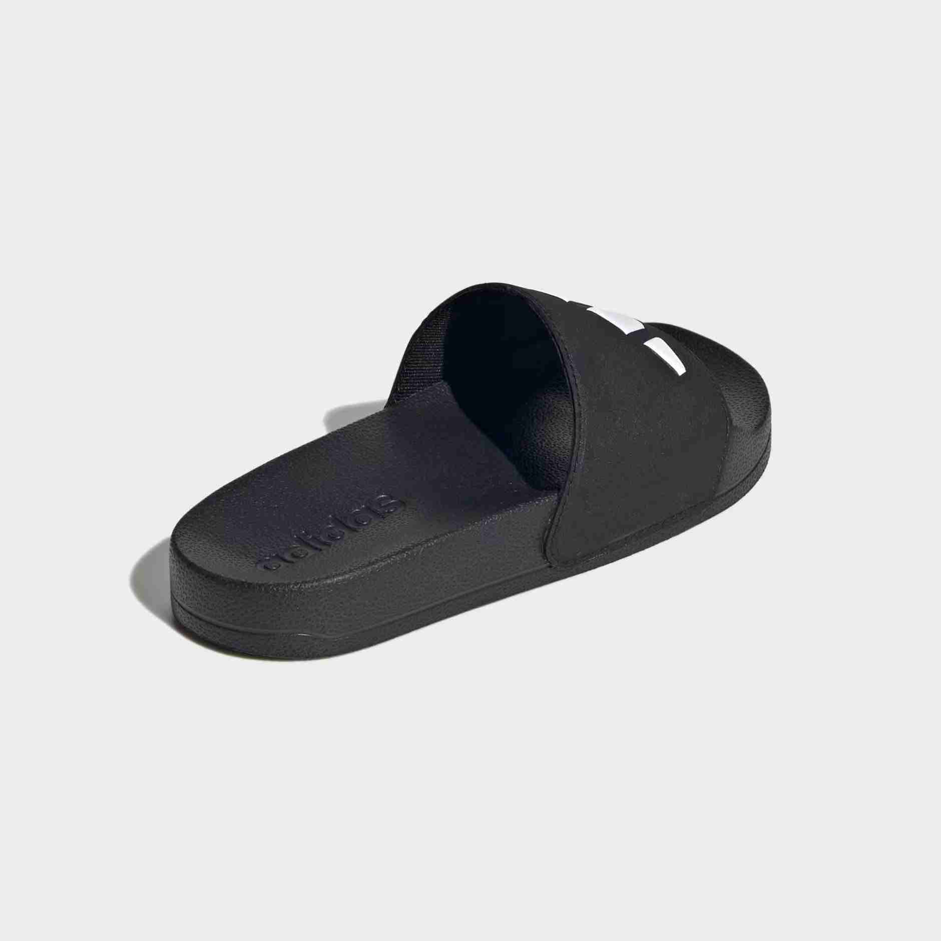 https://cdn.fynd.com/v2/falling-surf-7c8bb8/fyprod/wrkr/products/pictures/item/free/original/000000410461534001/FsWfLoRjmzZ9-JS2519_5.jpg