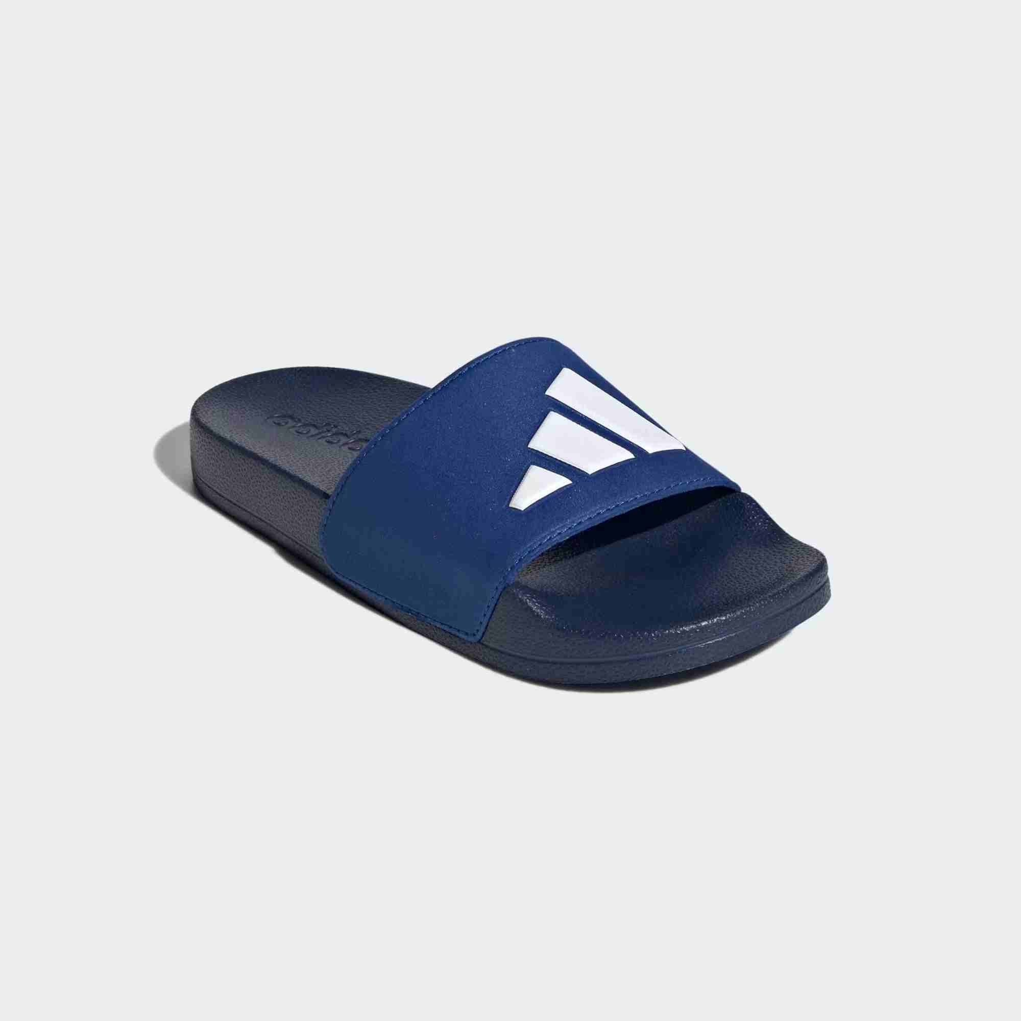 https://cdn.fynd.com/v2/falling-surf-7c8bb8/fyprod/wrkr/products/pictures/item/free/original/000000410461535001/mu4BaFBDFAWj-JS2520_4.jpg