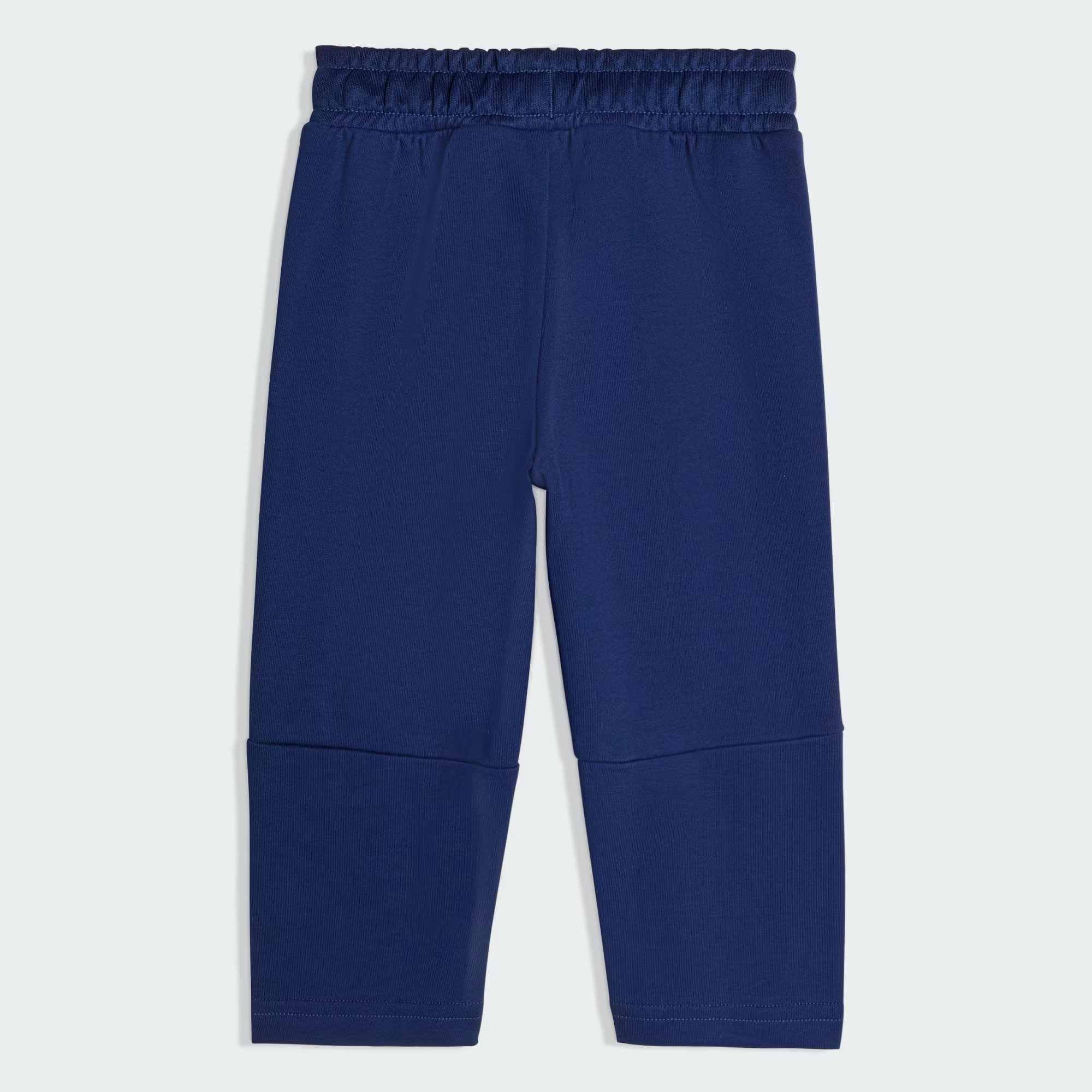 https://cdn.fynd.com/v2/falling-surf-7c8bb8/fyprod/wrkr/products/pictures/item/free/original/000000410461631001/dTVwB-ybnwT-JZ3551_3.jpg