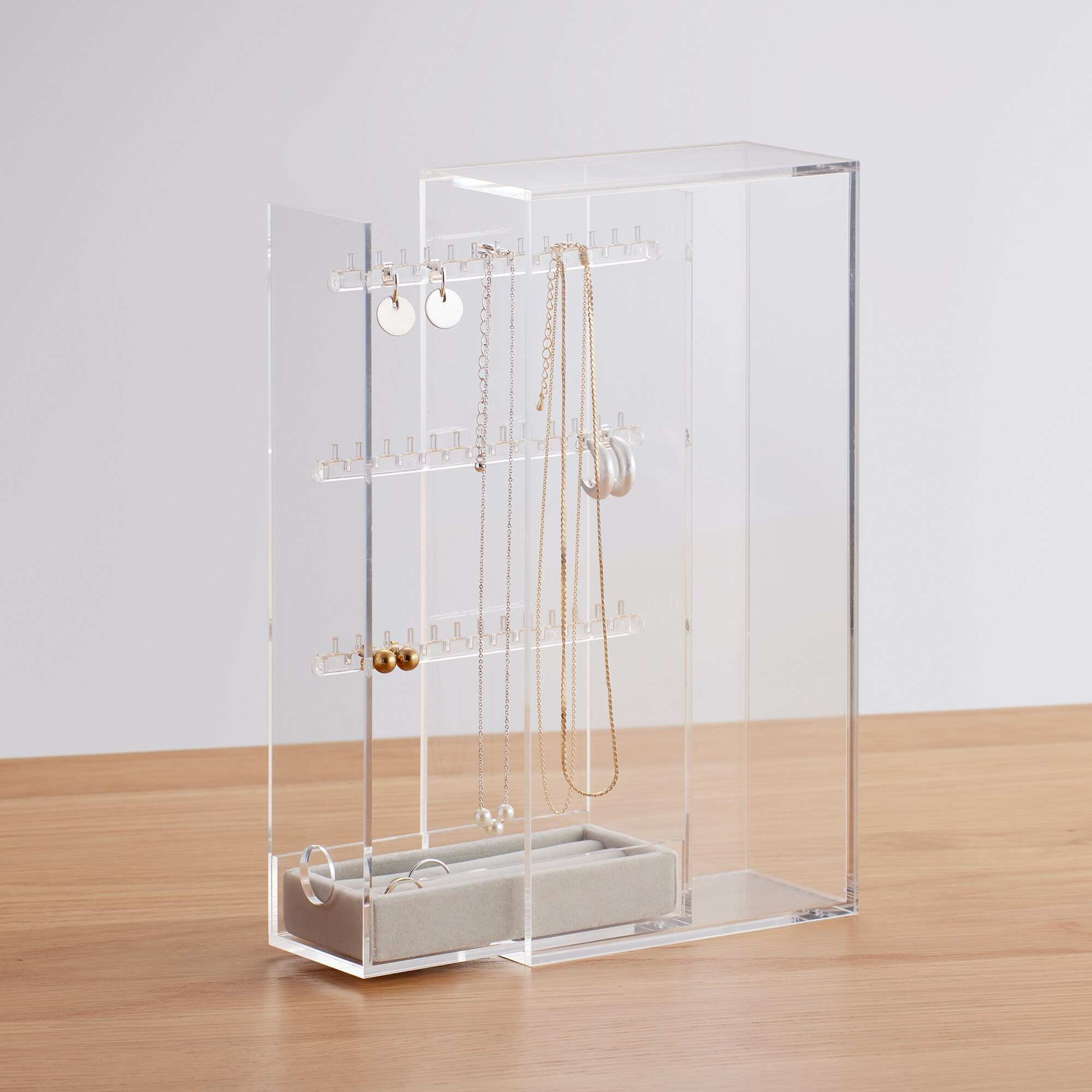 Velour partition for rings