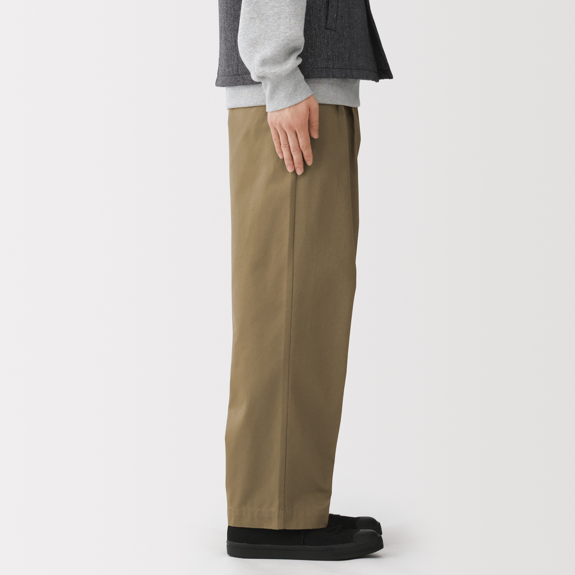 M's Chino darted wide-fit pants(OS)