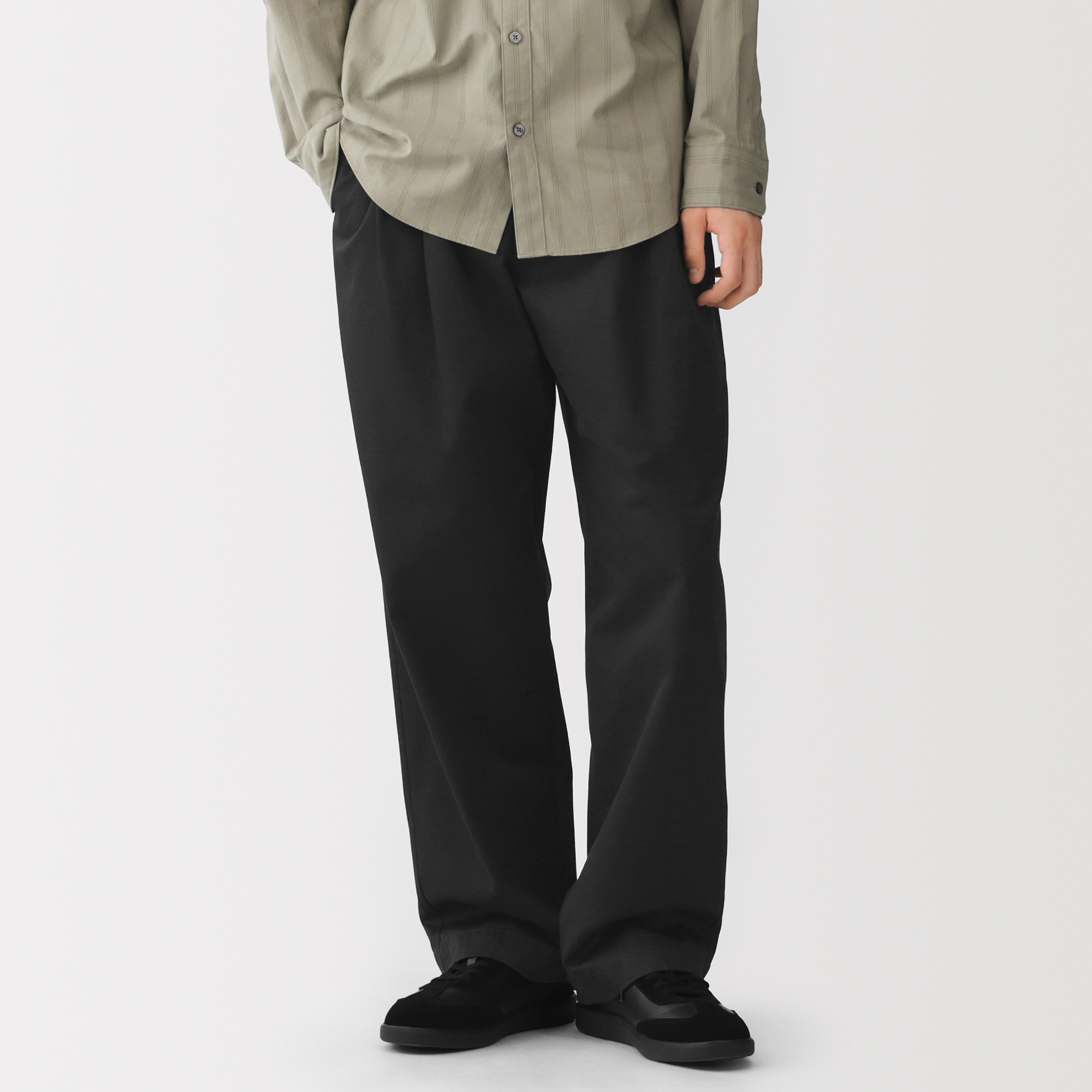 M's Chino darted wide-fit pants(OS)