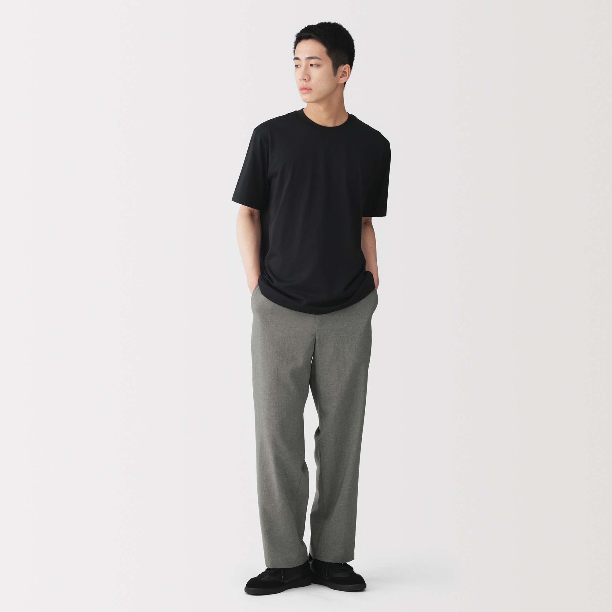 M's Breathable wide-fit straight pants