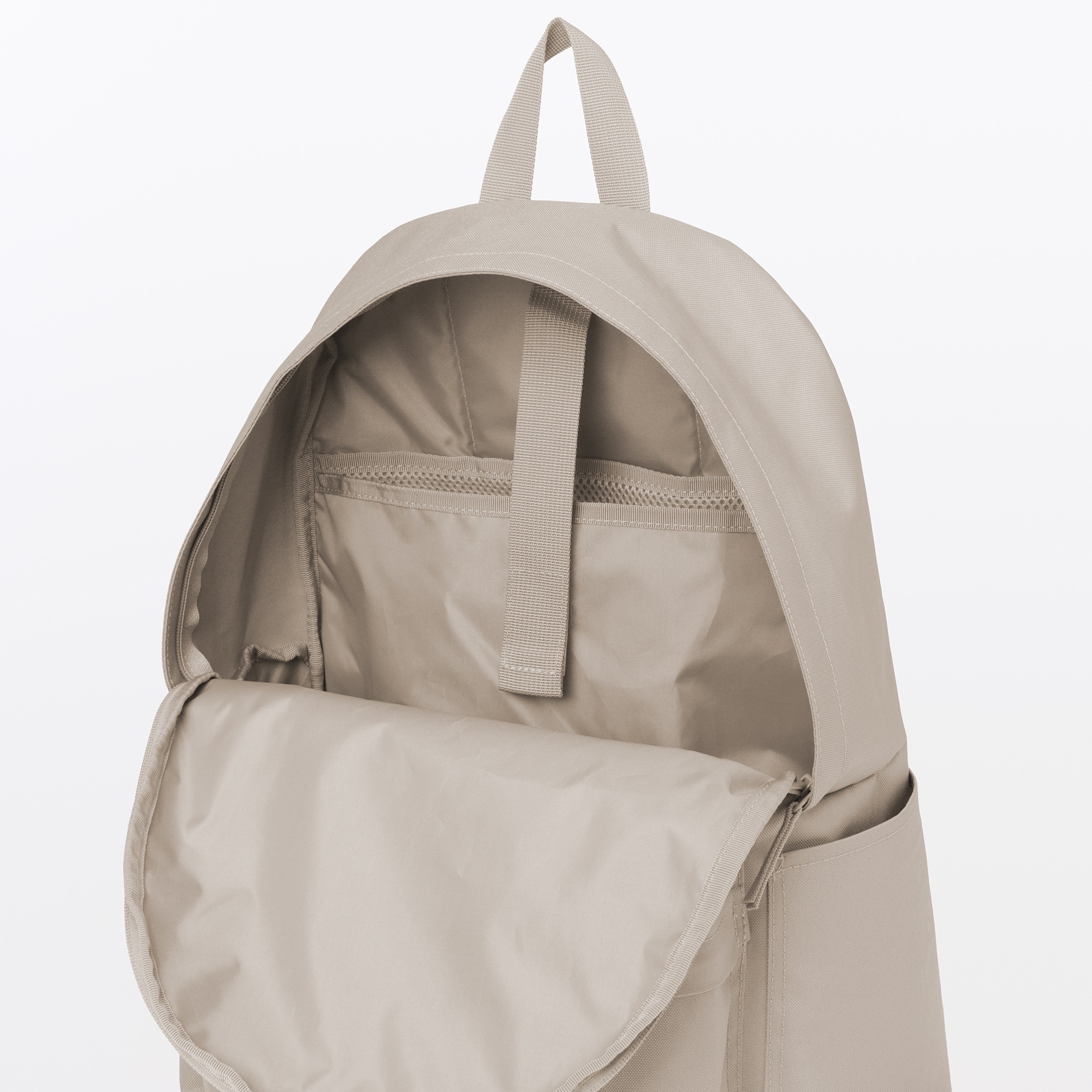 Fatigue reduction water repellent backpack