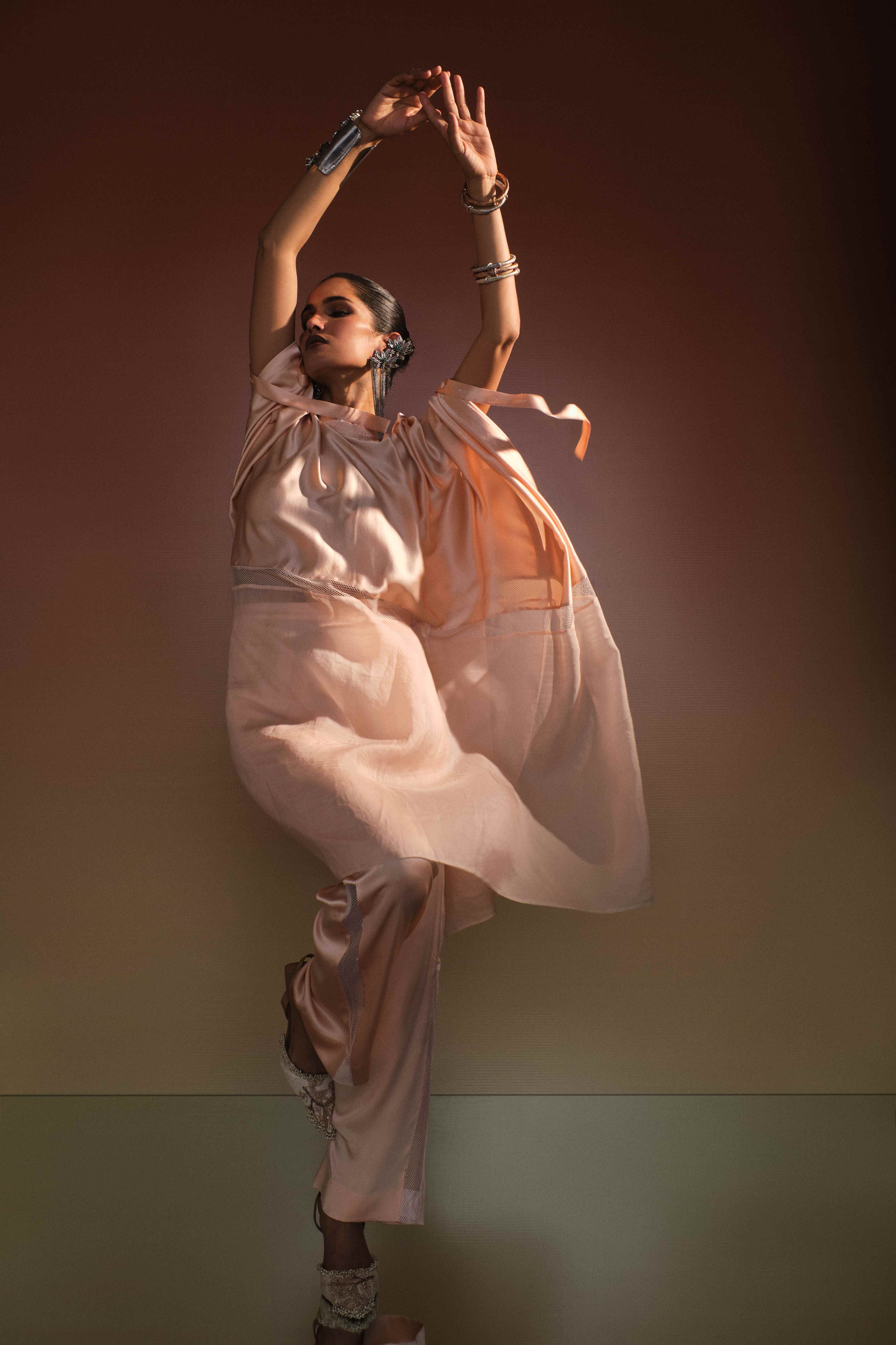 CAPE  WITH TROUSER