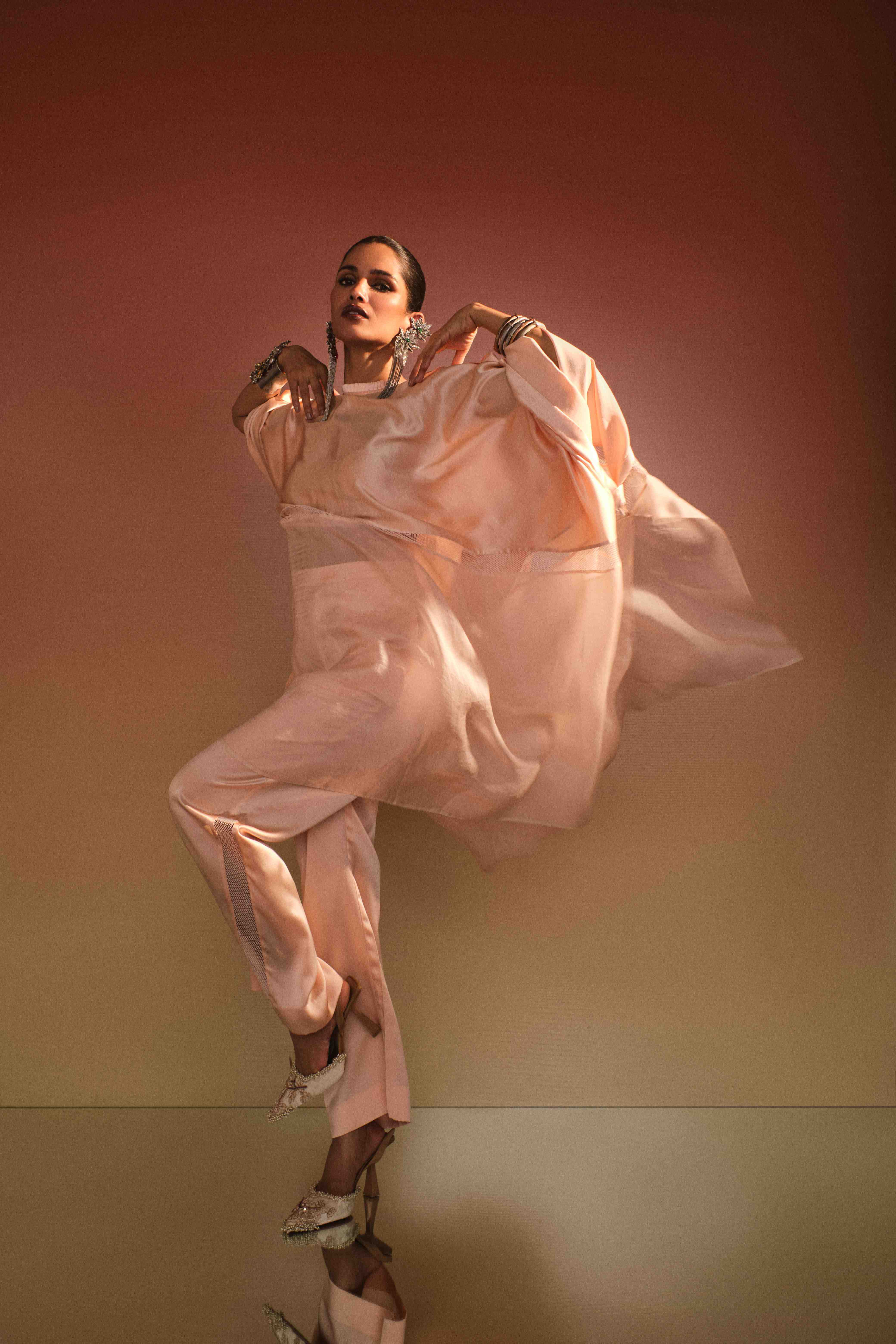 CAPE  WITH TROUSER