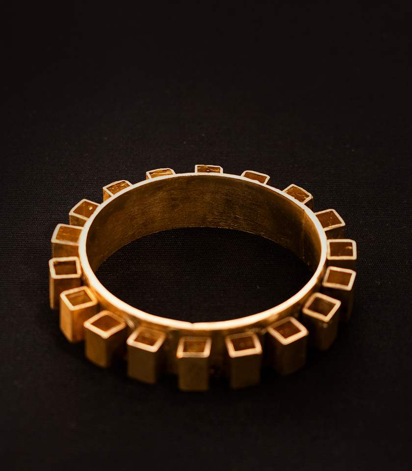 Metal brick bangle