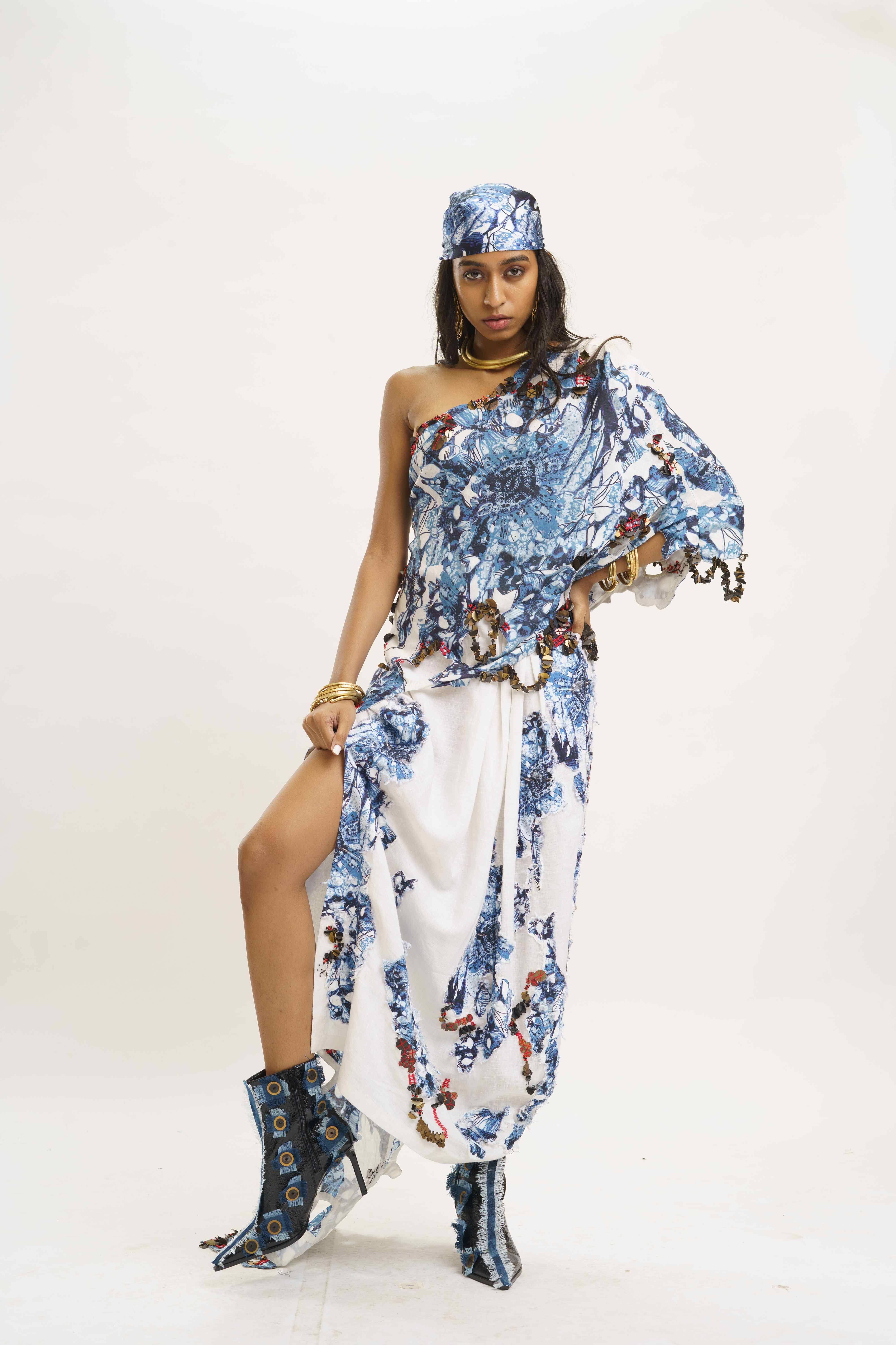 One Shoulder top with Lungi Skirt