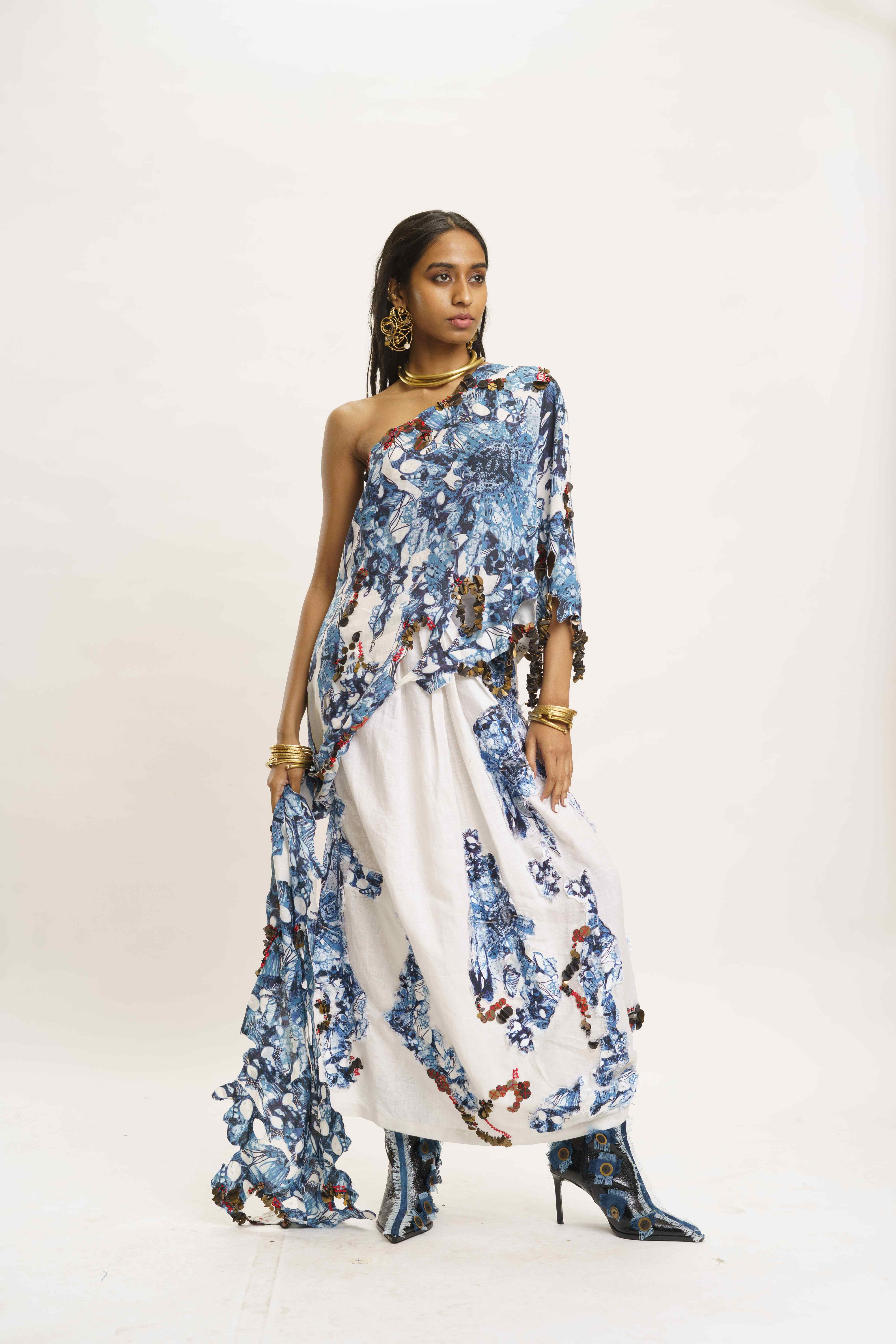 One Shoulder top with Lungi Skirt