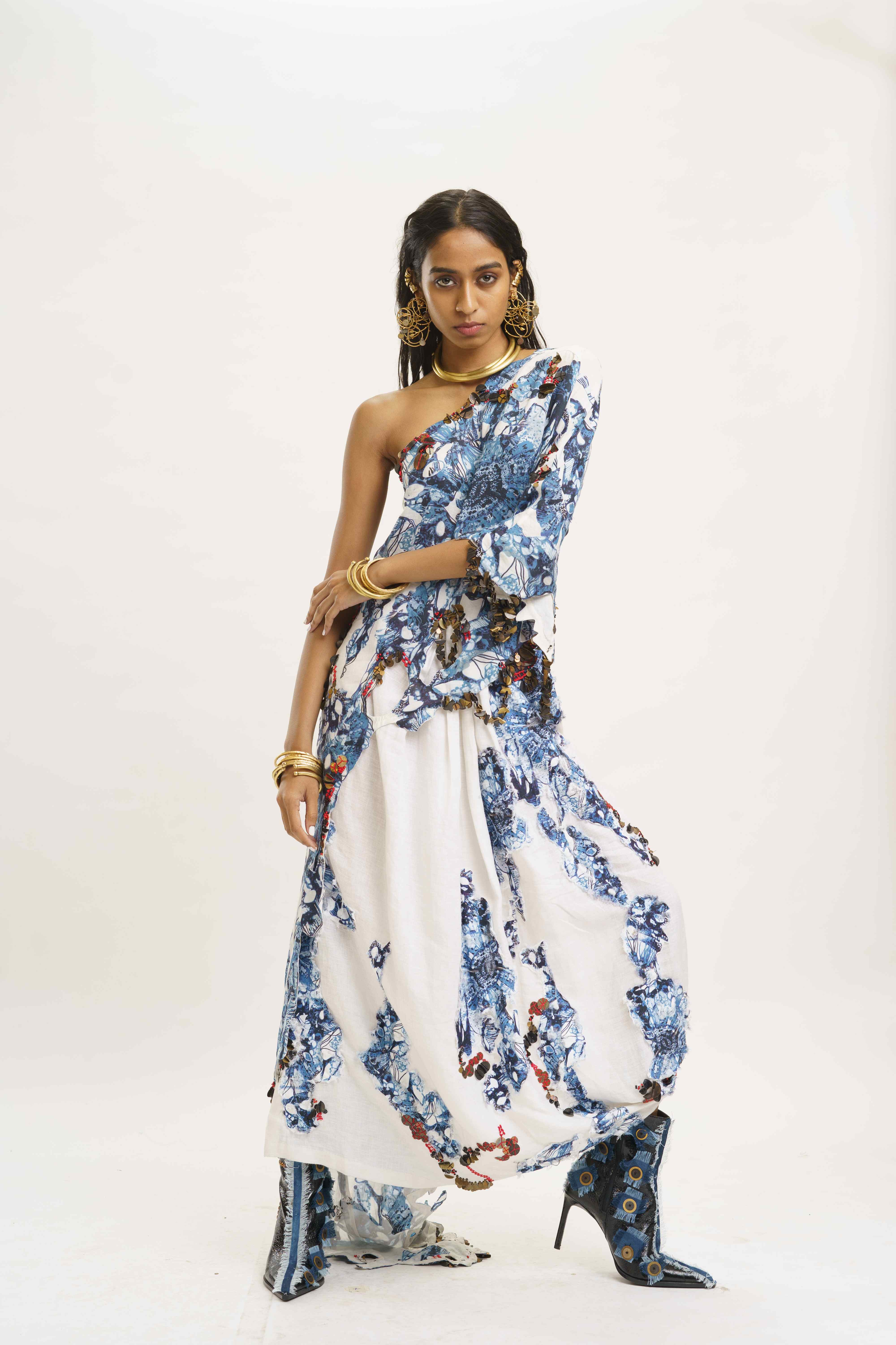 One Shoulder top with Lungi Skirt