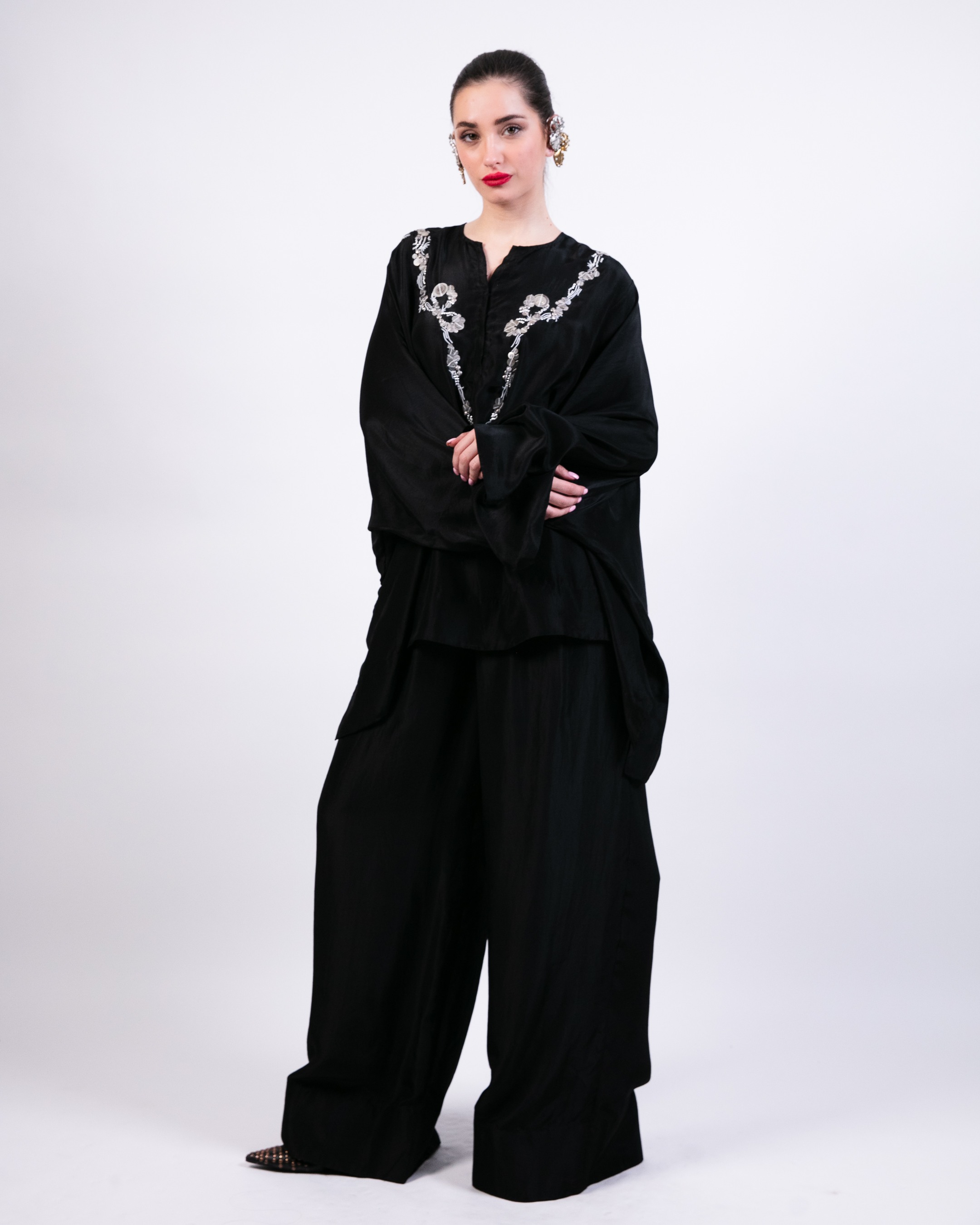 Short boxy kurta with black flared pants