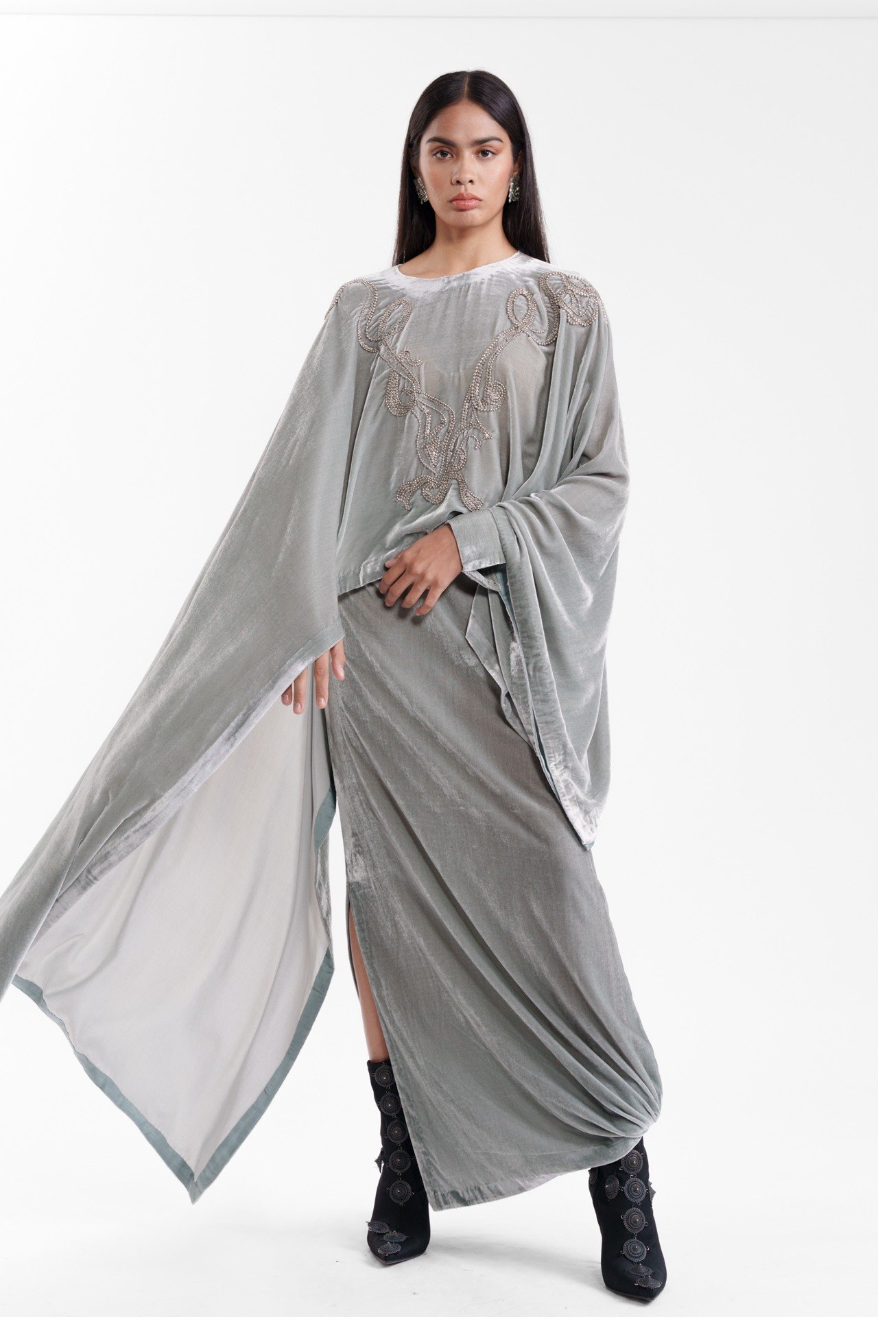 Dupatta Cape with Structured Lungi Skirt