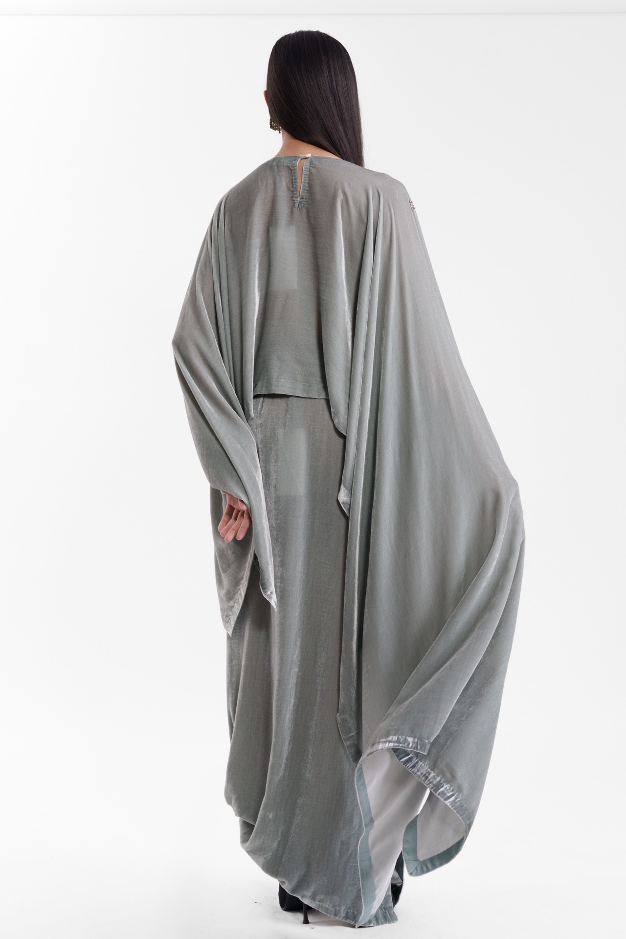 Dupatta Cape with Structured Lungi Skirt