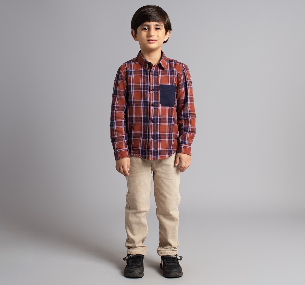 Boys Full Sleeves Checks Shirt With Contrast Pocket