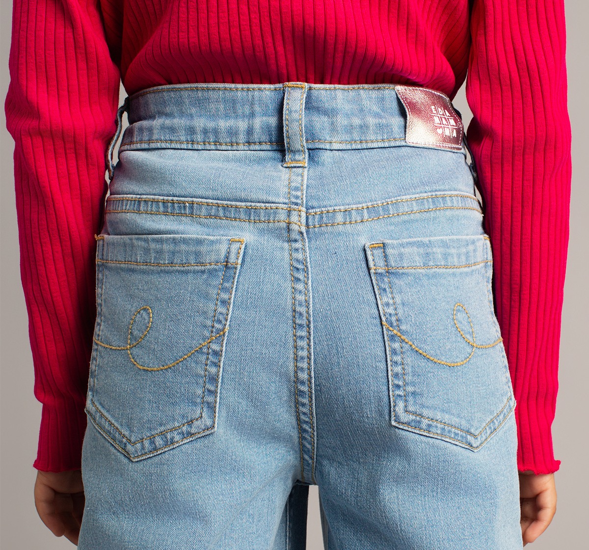 Girls Straight Fit Denim Jeans With Embroidery And Metal Studs
