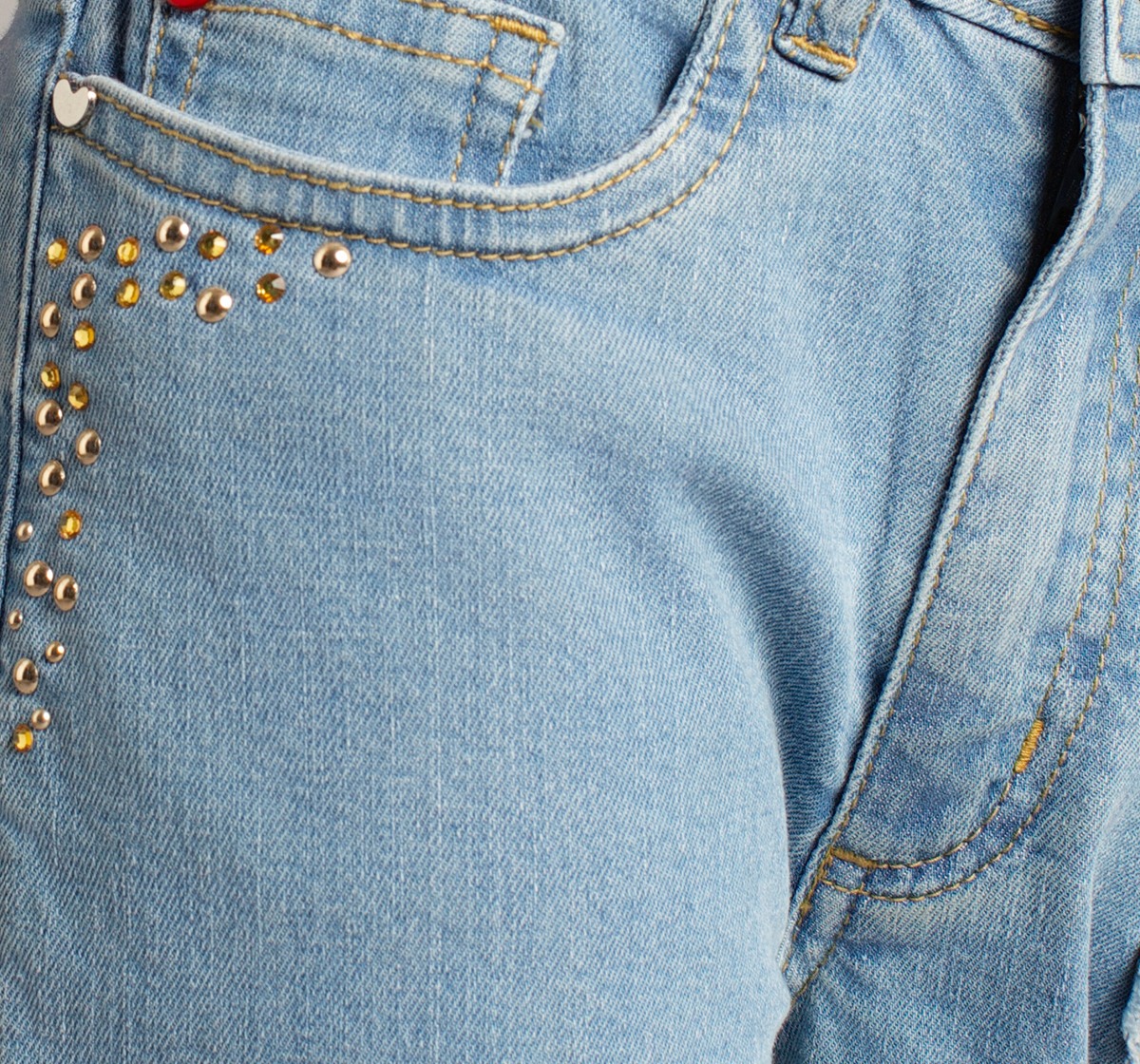 Girls Straight Fit Denim Jeans With Embroidery And Metal Studs
