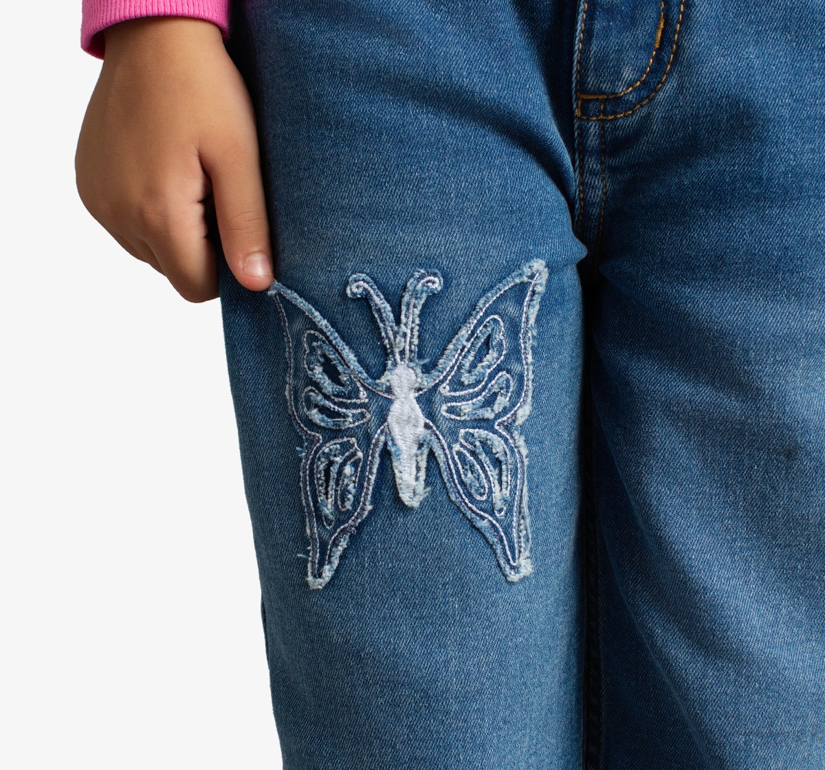 Girls Straight Fit Denim Jeans With Butterfly Applique