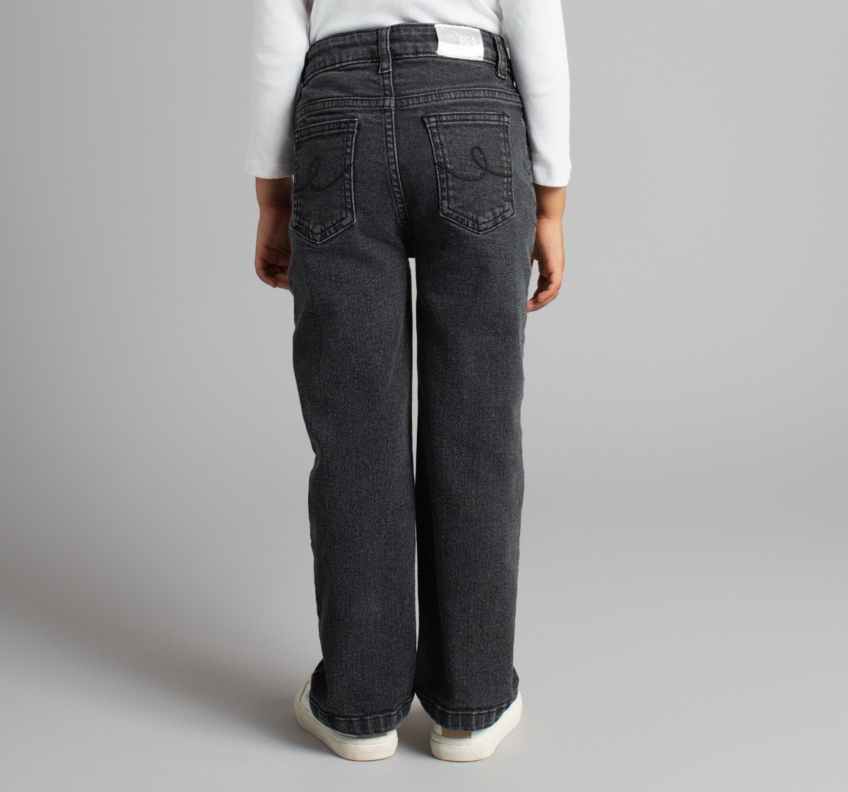 Girls Embroidered Straight Fit Denim Jeans