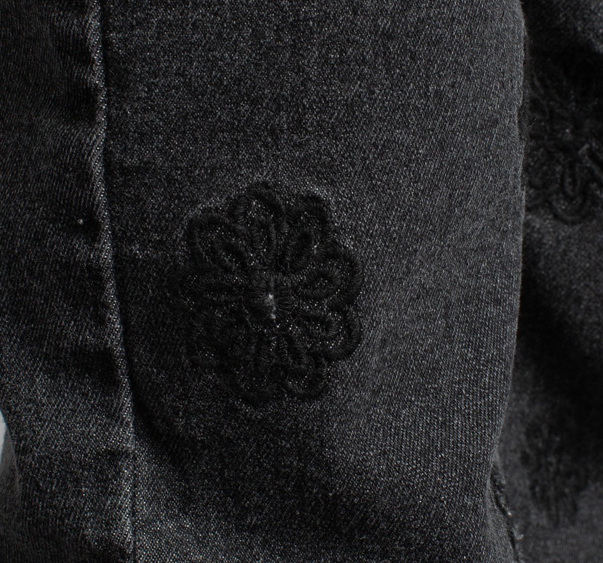 Girls Embroidered Straight Fit Denim Jeans