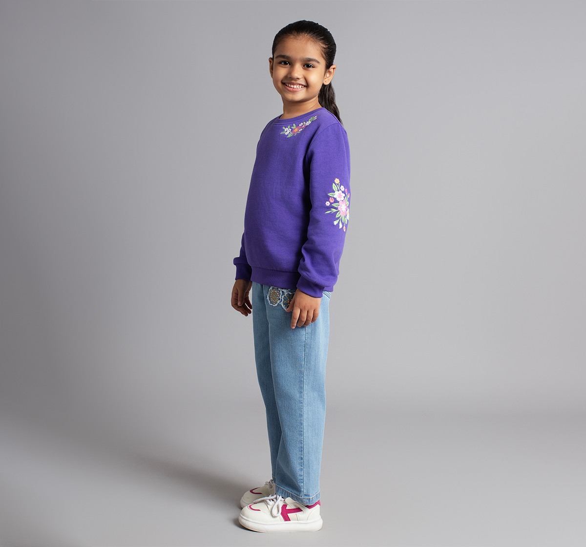 Girls Sweatshirt With Embroidery