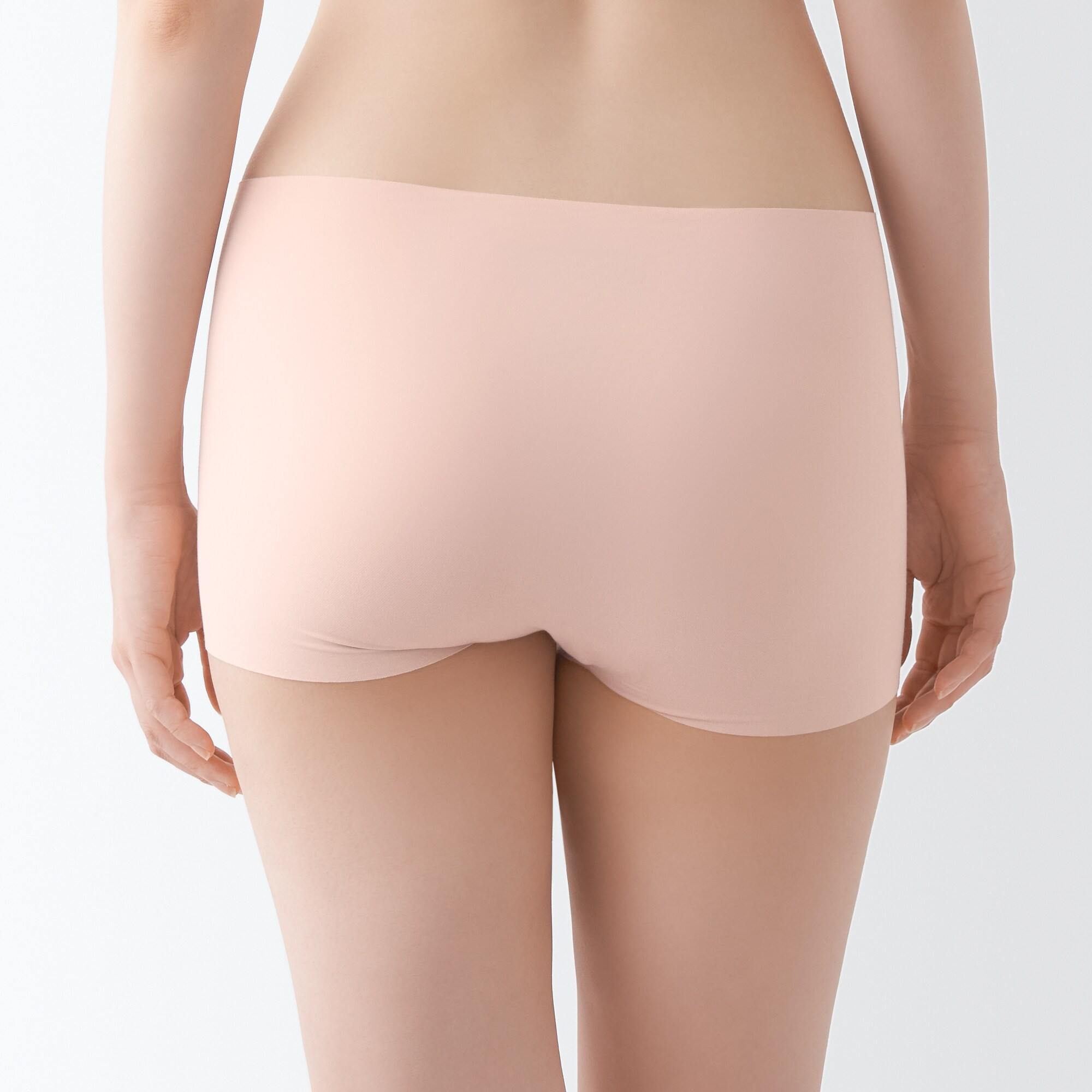 Seamless stretch boy shorts