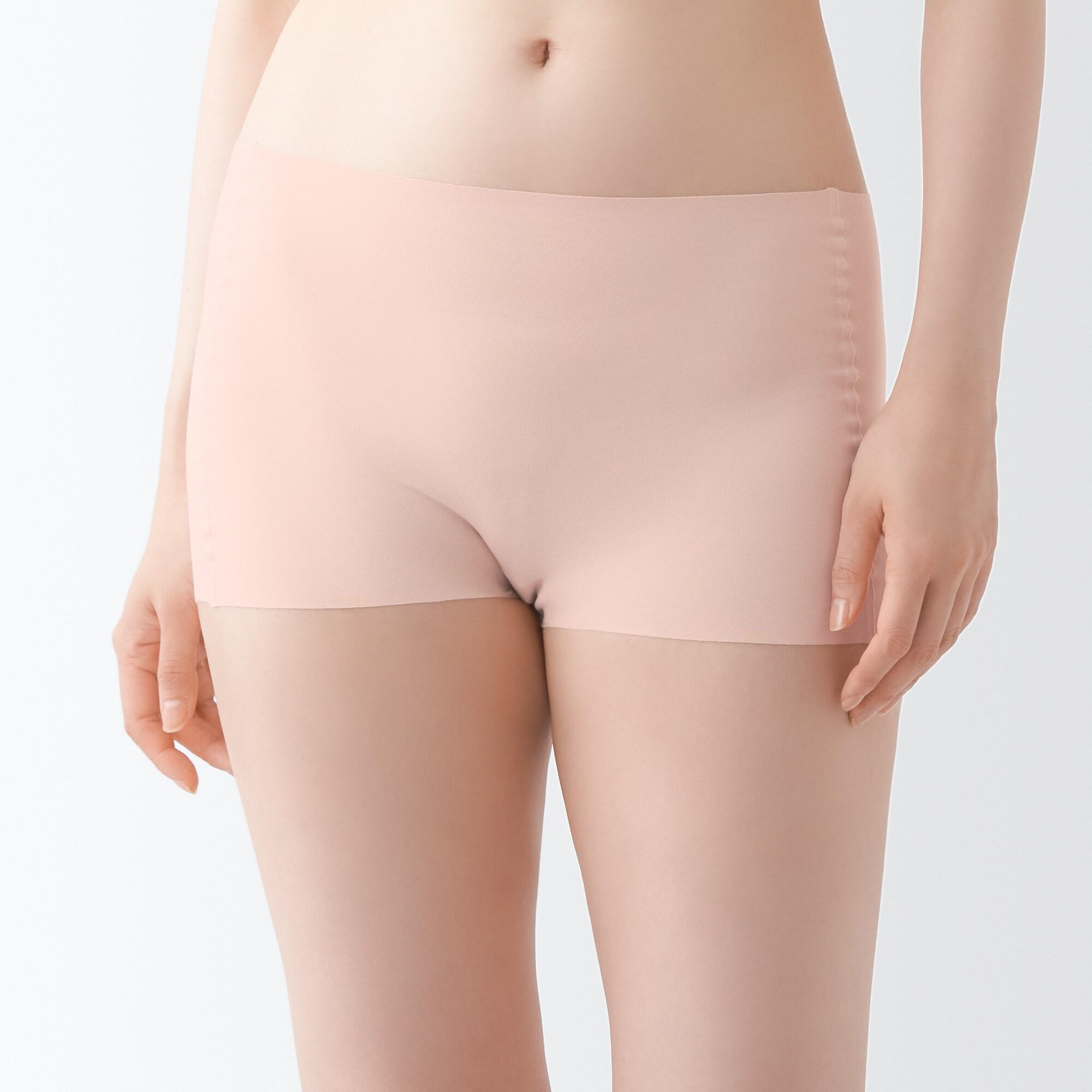 Seamless stretch boy shorts