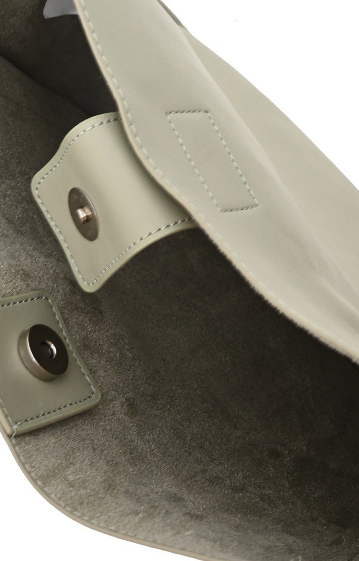 Bjessi Green Handbags