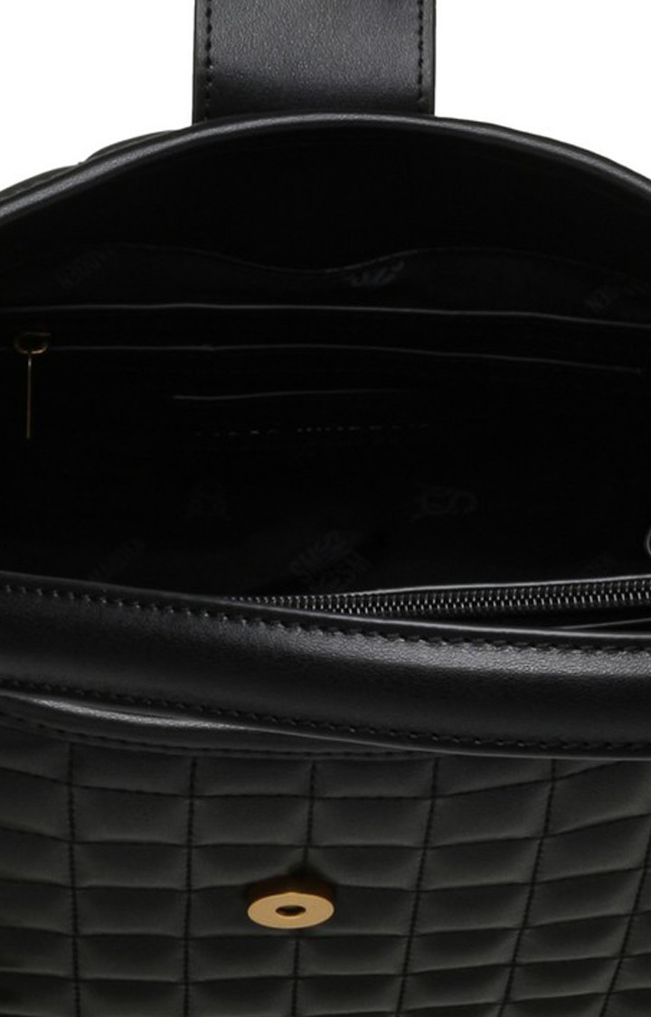 Bzhuri Black Handbags